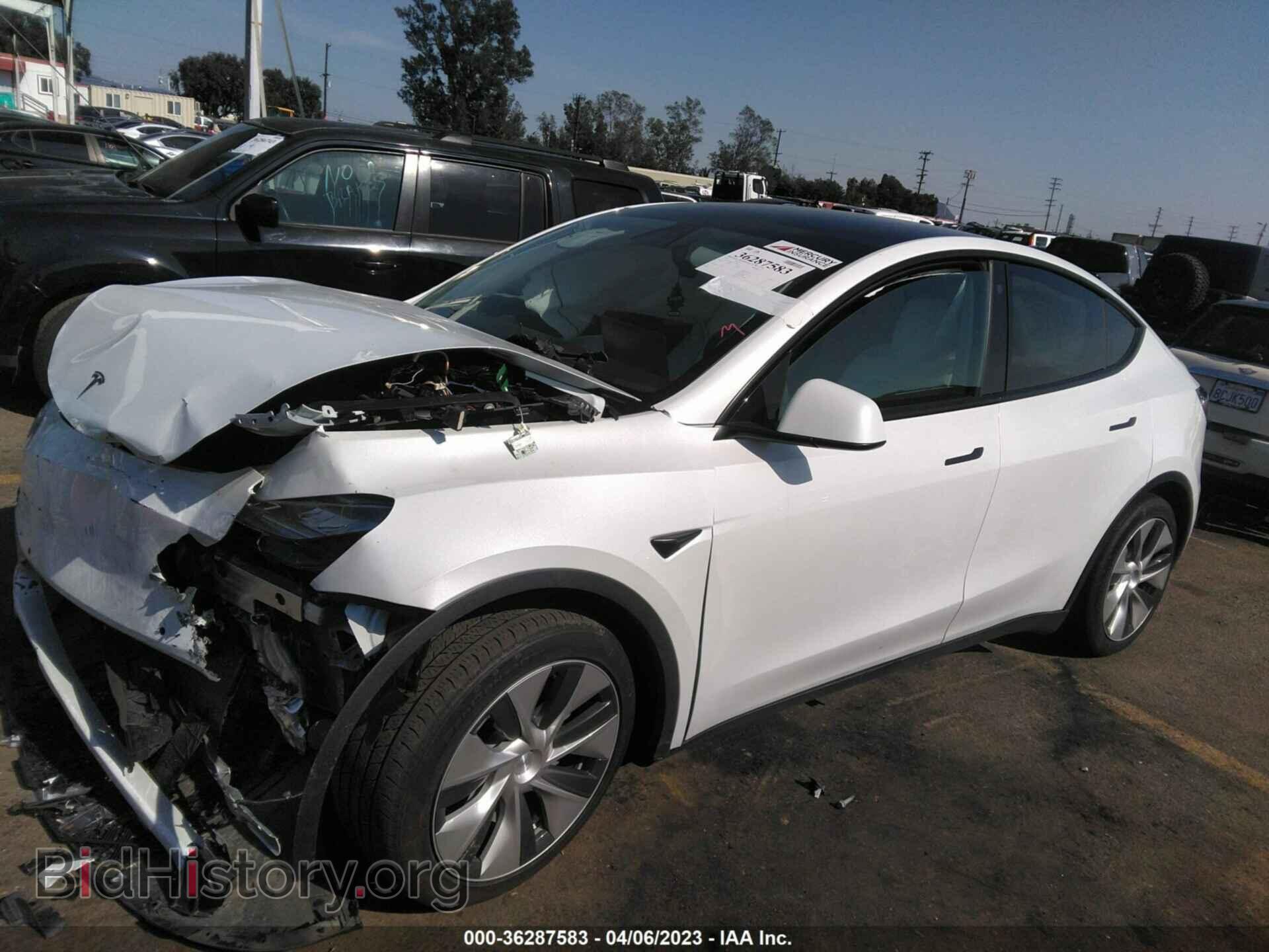 2022 TESLA MODEL Y - VIN: 7SAYGDEEXNF323395 - Photo 2