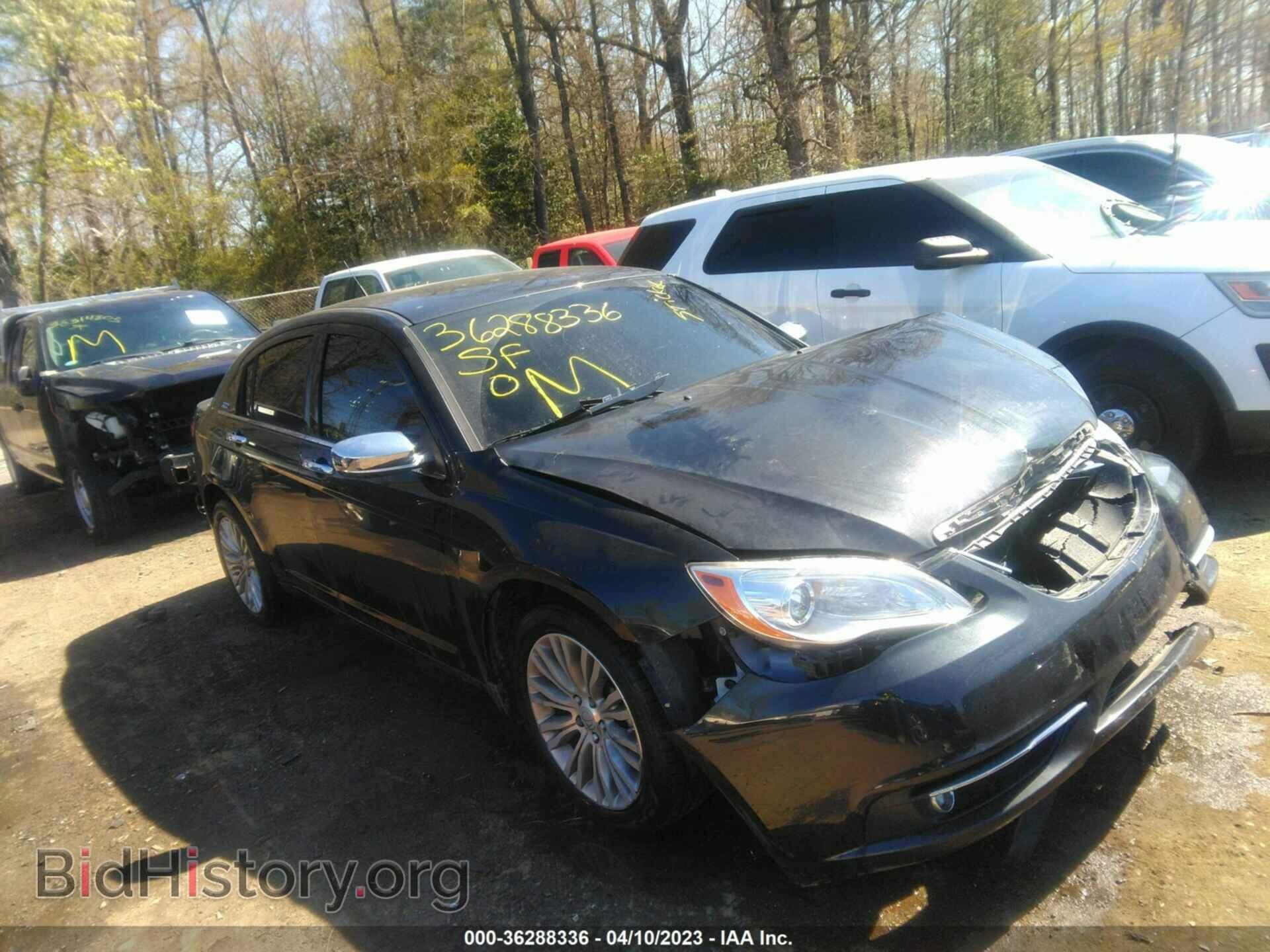 Фотография 1C3BC2FG0BN516384 - CHRYSLER 200 2011