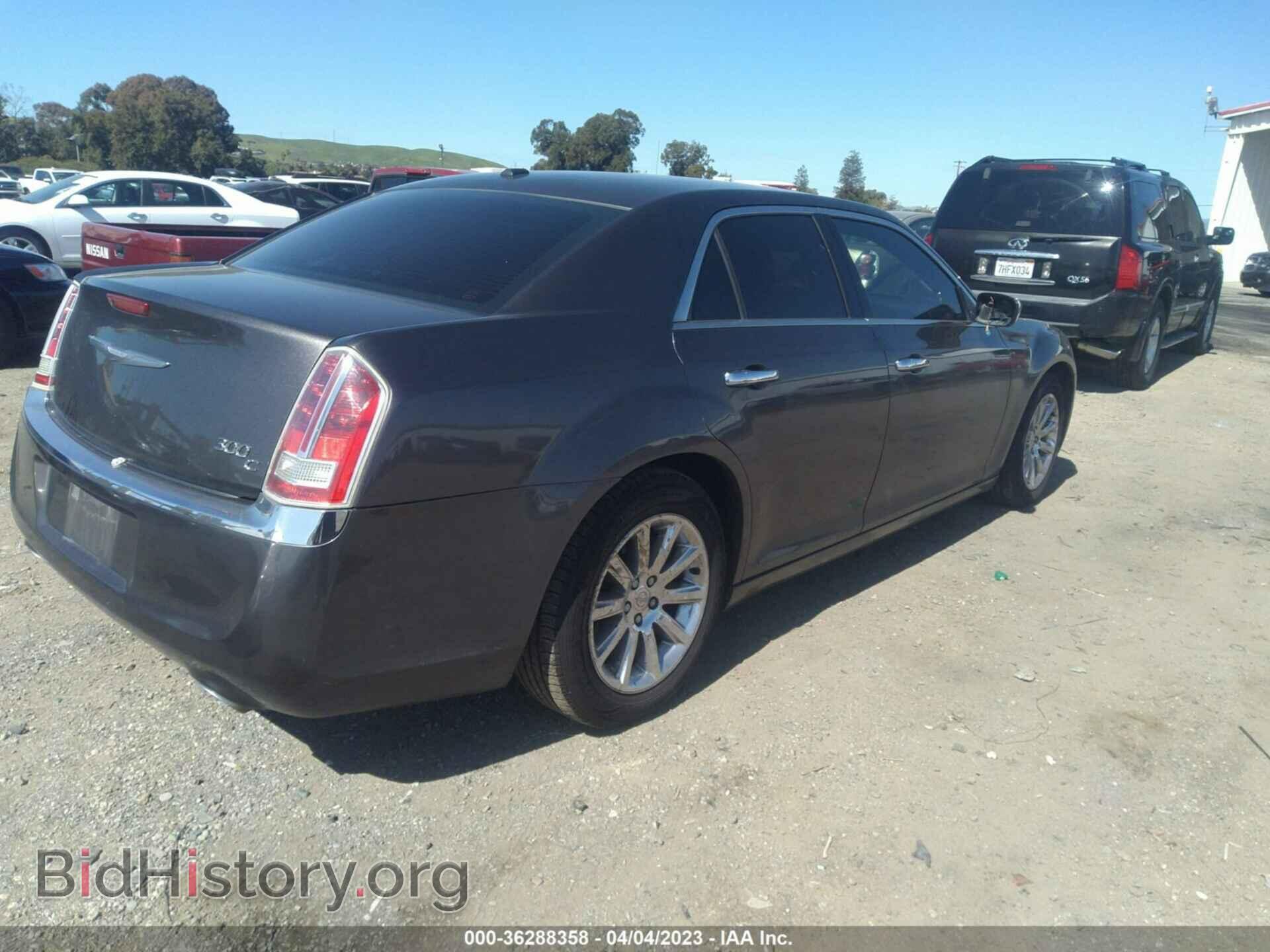 2013 CHRYSLER 300 - VIN: 2C3CCAET6DH542920 - Фото 4