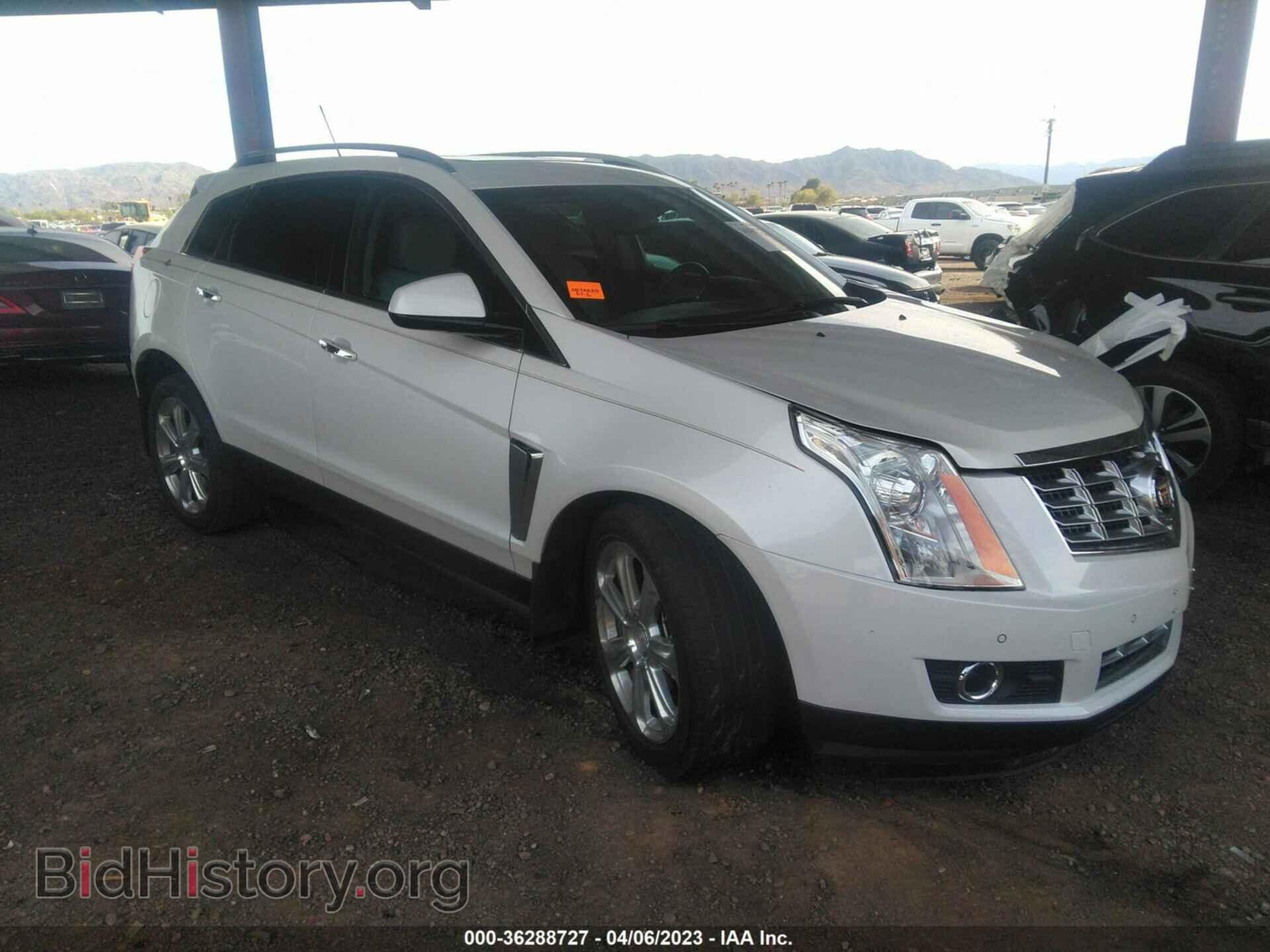 Фотография 3GYFNCE31FS639337 - CADILLAC SRX 2015