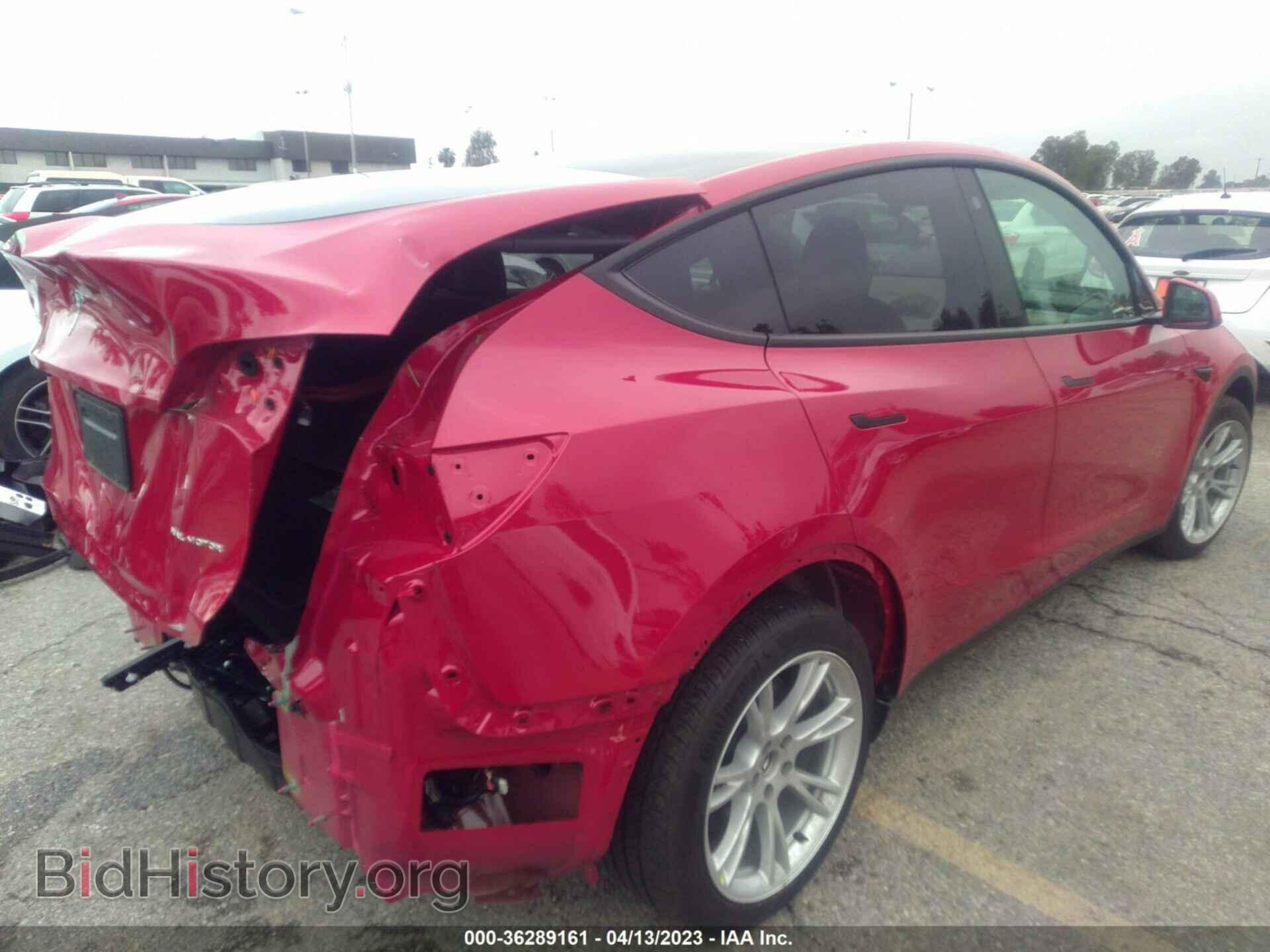 2022 TESLA MODEL Y - VIN: 7SAYGDEE4NF492084 - Фото 4