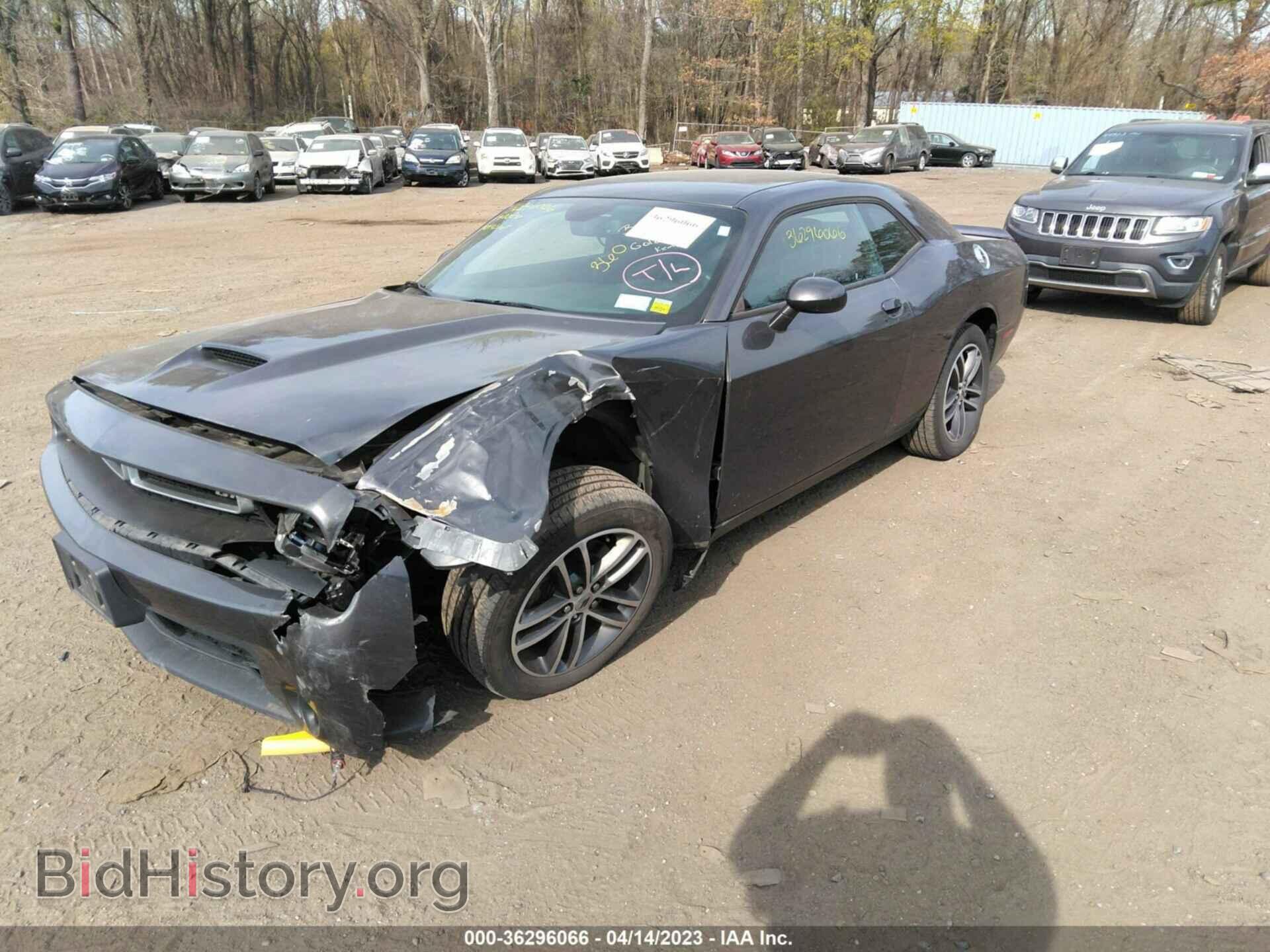 2019 DODGE CHALLENGER - VIN: 2C3CDZKG2KH545667 - Фото 2