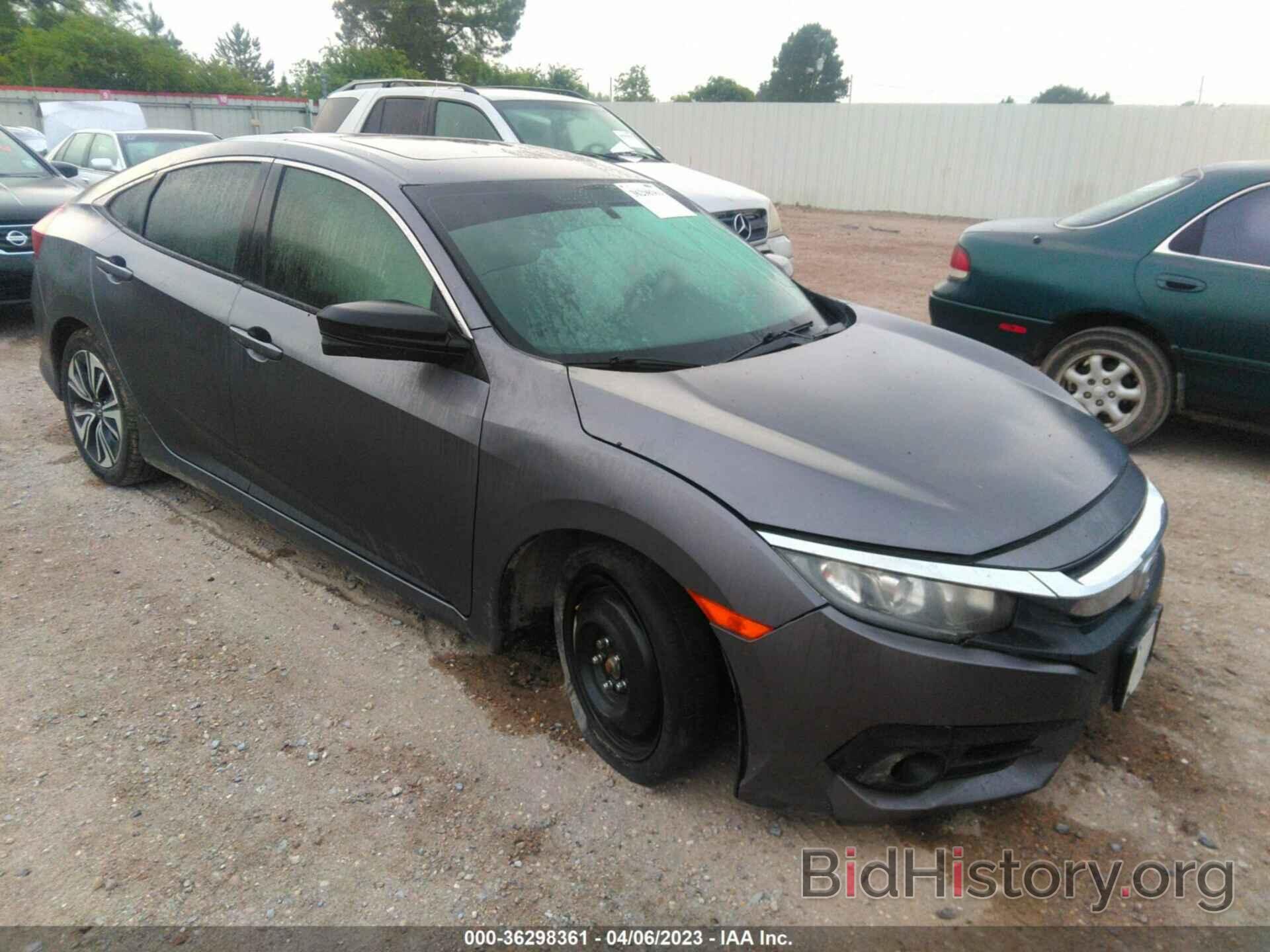 Photo 19XFC1F30HE028604 - HONDA CIVIC SEDAN 2017