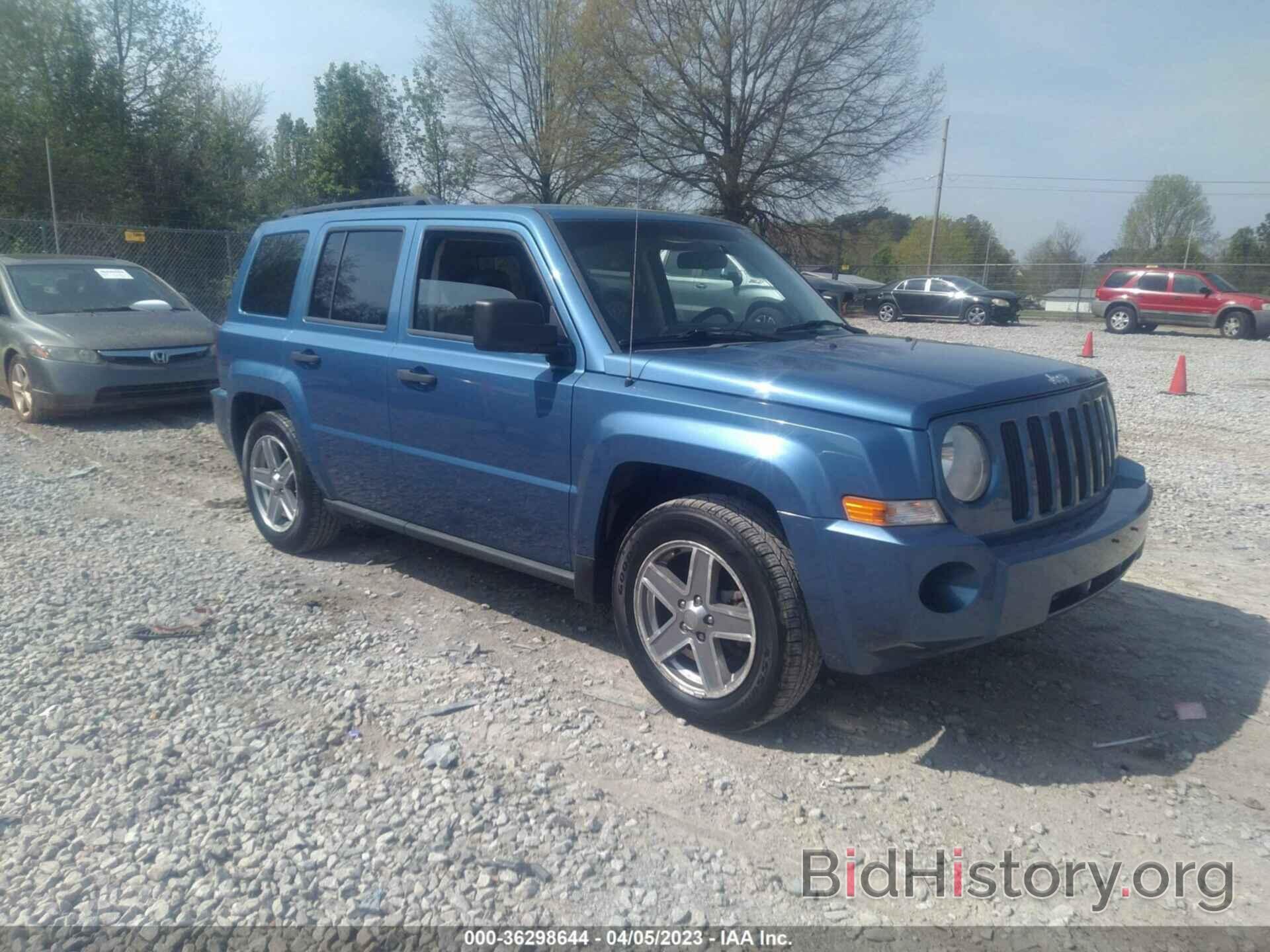 Фотография 1J8FF28W17D422755 - JEEP PATRIOT 2007