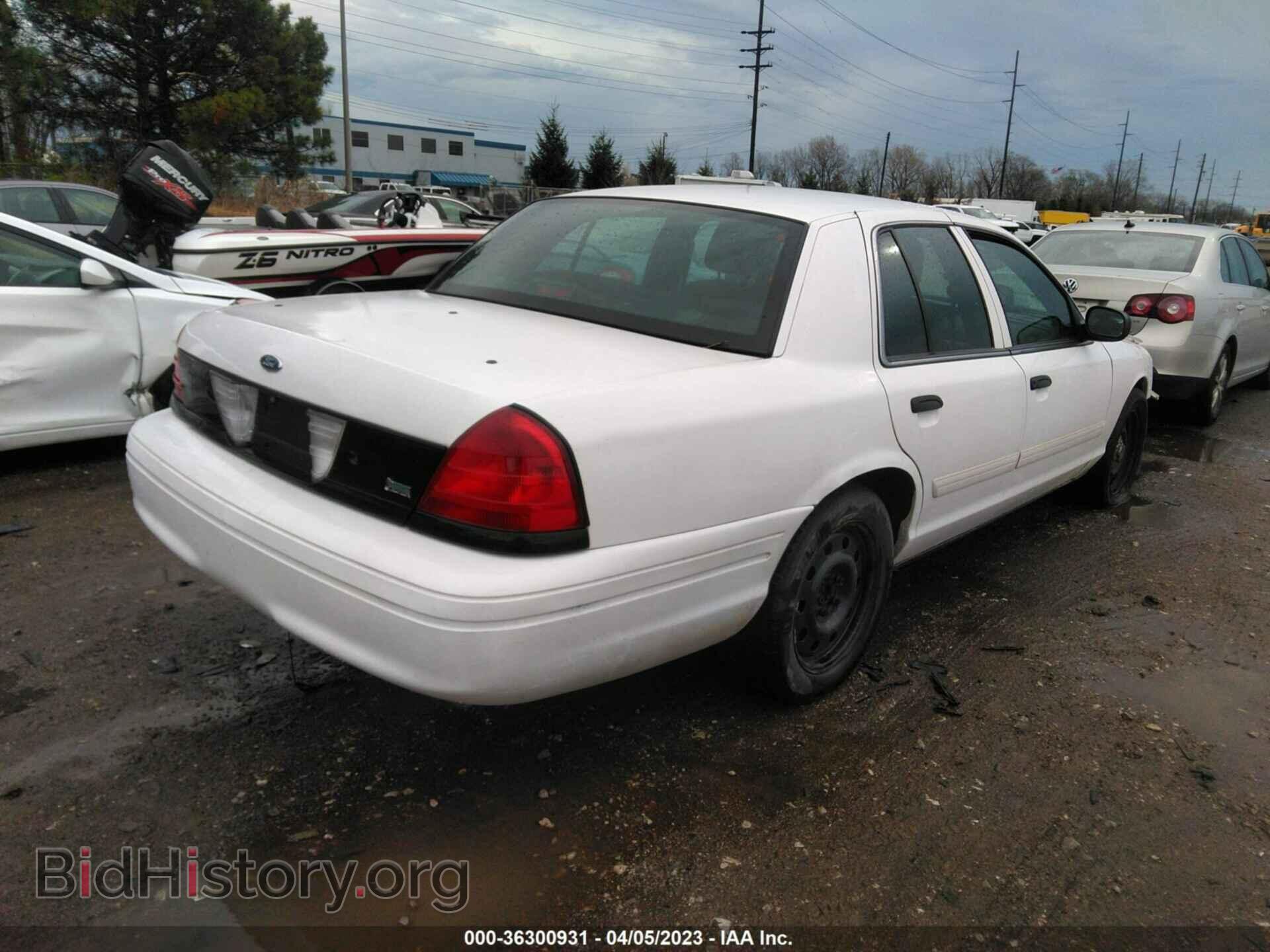2011 FORD POLICE INTERCEPTOR - VIN: 2FABP7BV7BX110656 - Фото 4