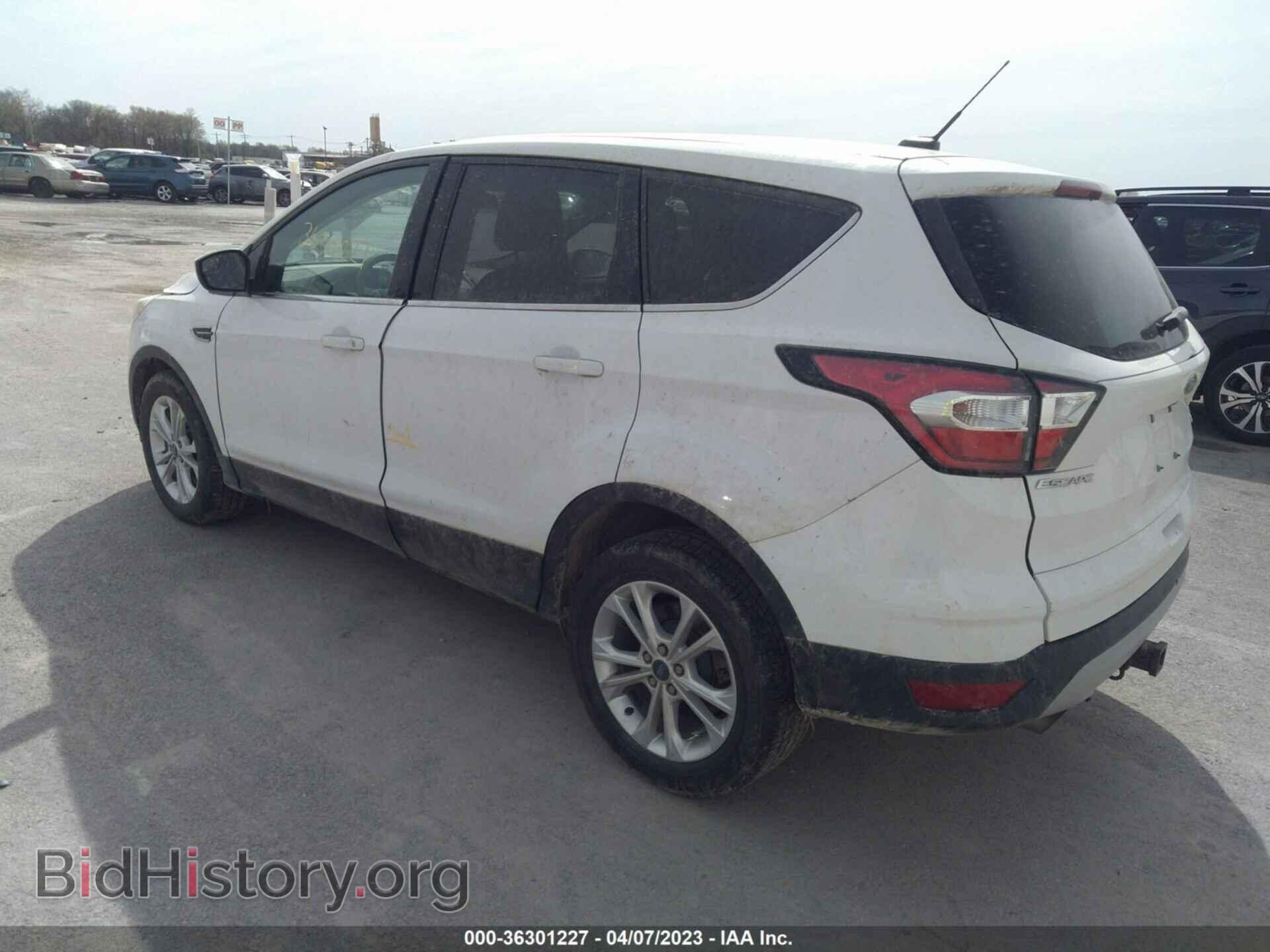 2017 FORD ESCAPE - VIN: 1FMCU9G97HUE34443 - Фото 3