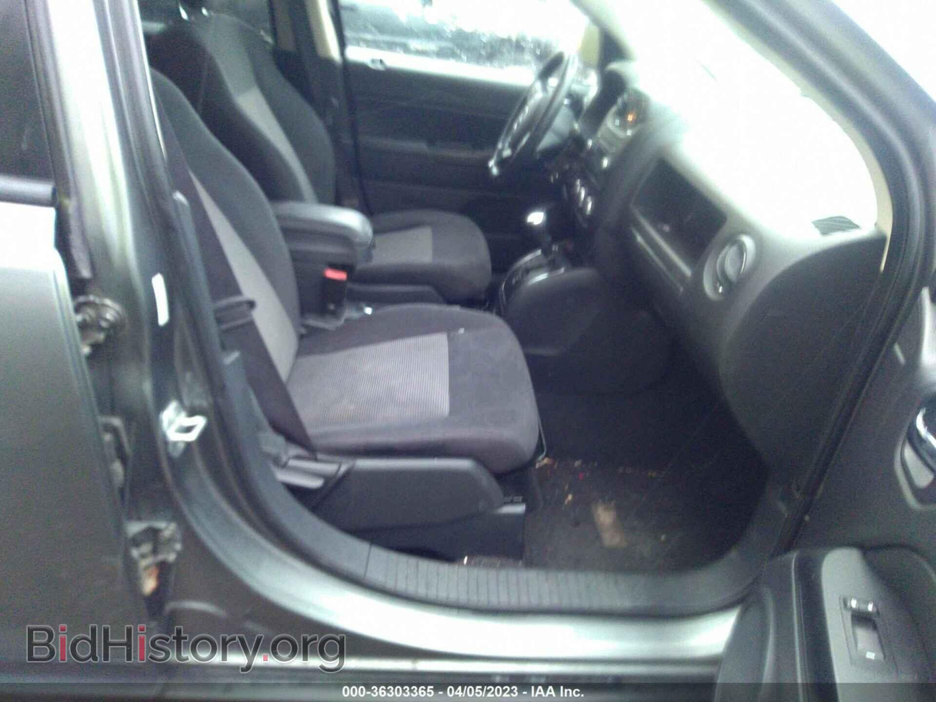 2011 JEEP COMPASS - VIN: 1J4NF1FB5BD207136 - Photo 5