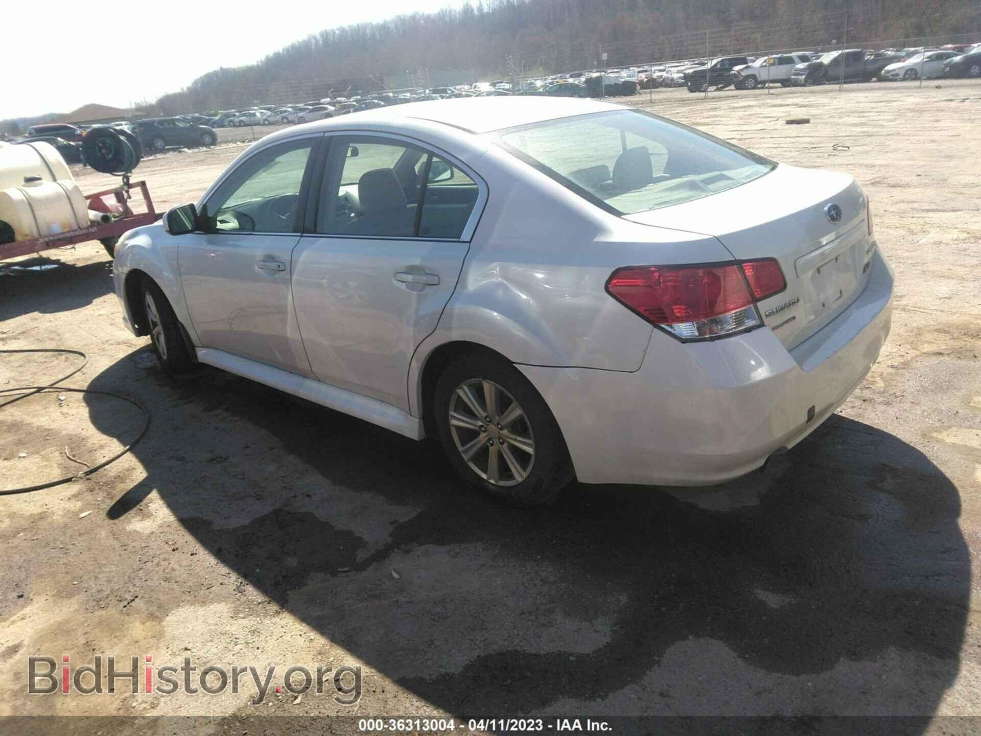2010 SUBARU LEGACY - VIN: 4S3BMCE61A3210621 - Фото 3