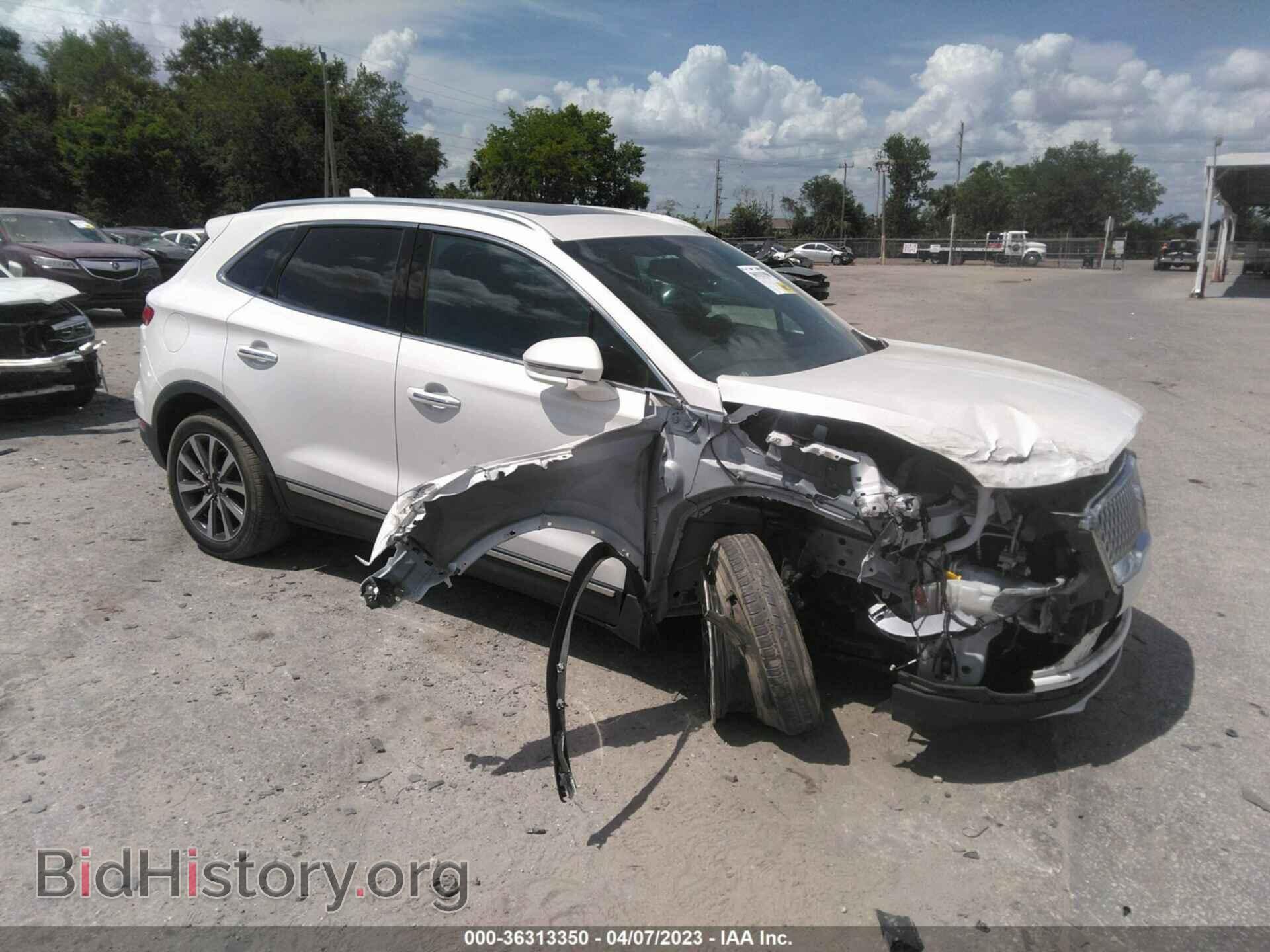 Фотография 5LMCJ3C98KUL45187 - LINCOLN MKC 2019