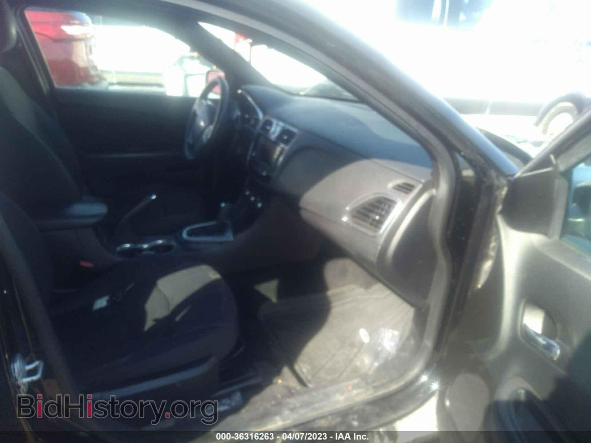 2013 CHRYSLER 200 - VIN: 1C3CCBBB4DN699516 - Photo 5