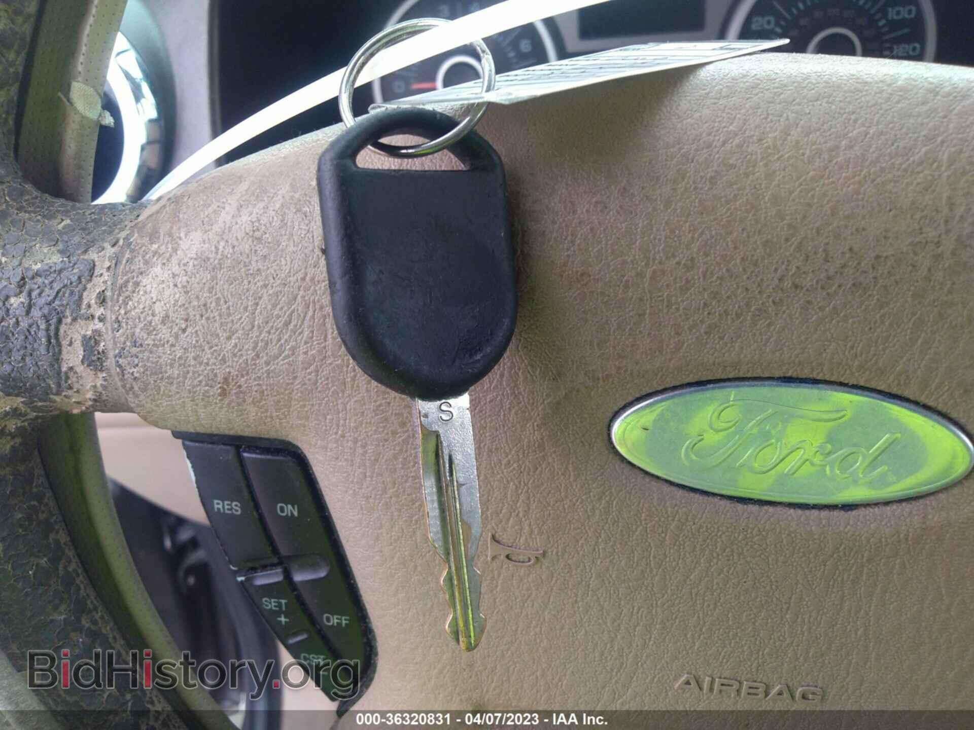 2006 FORD EXPEDITION - VIN: 1FMPU17596LA60419 - Фото 11