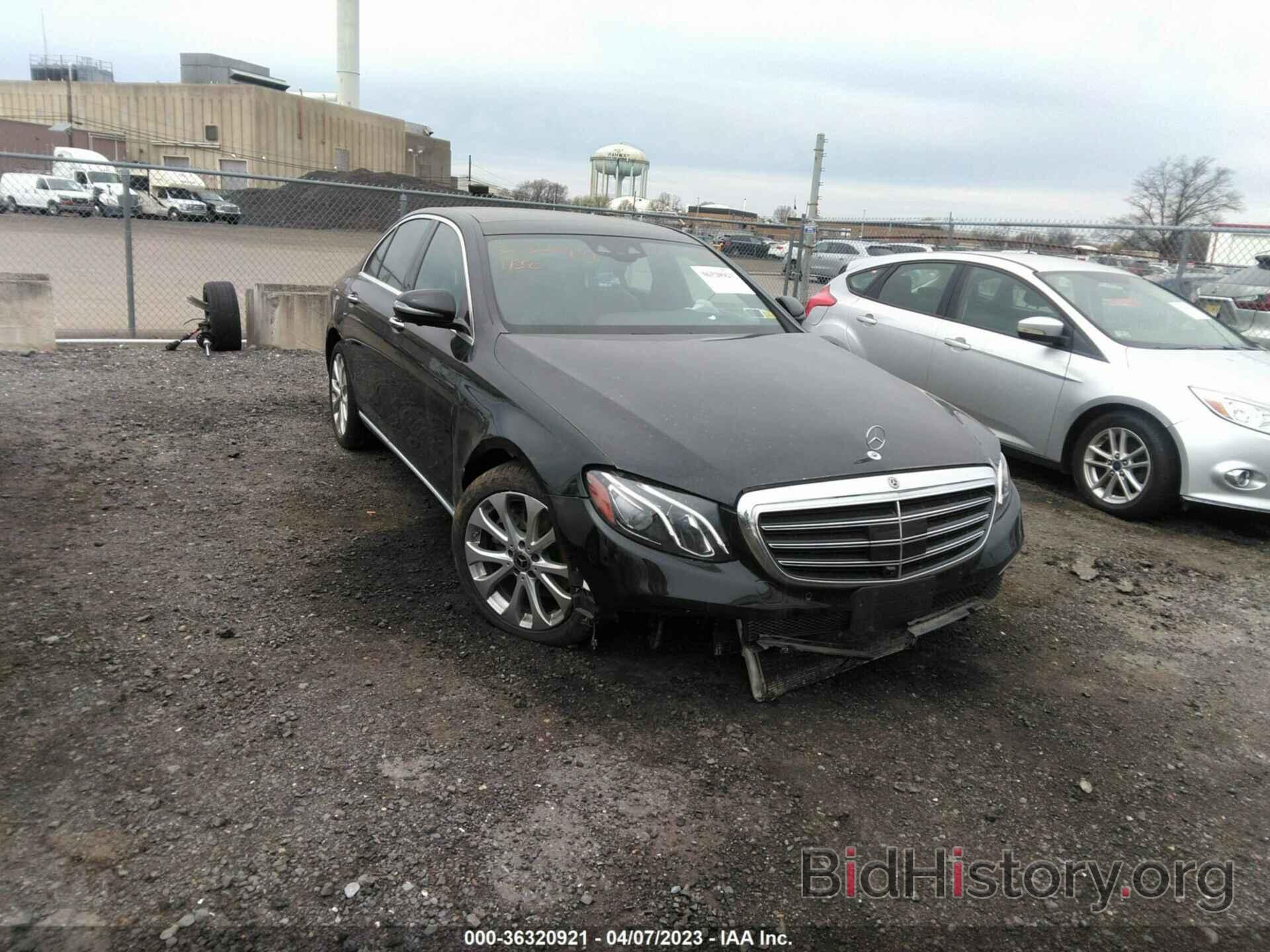 Photo WDDZF4KB2KA522420 - MERCEDES-BENZ E-CLASS 2019