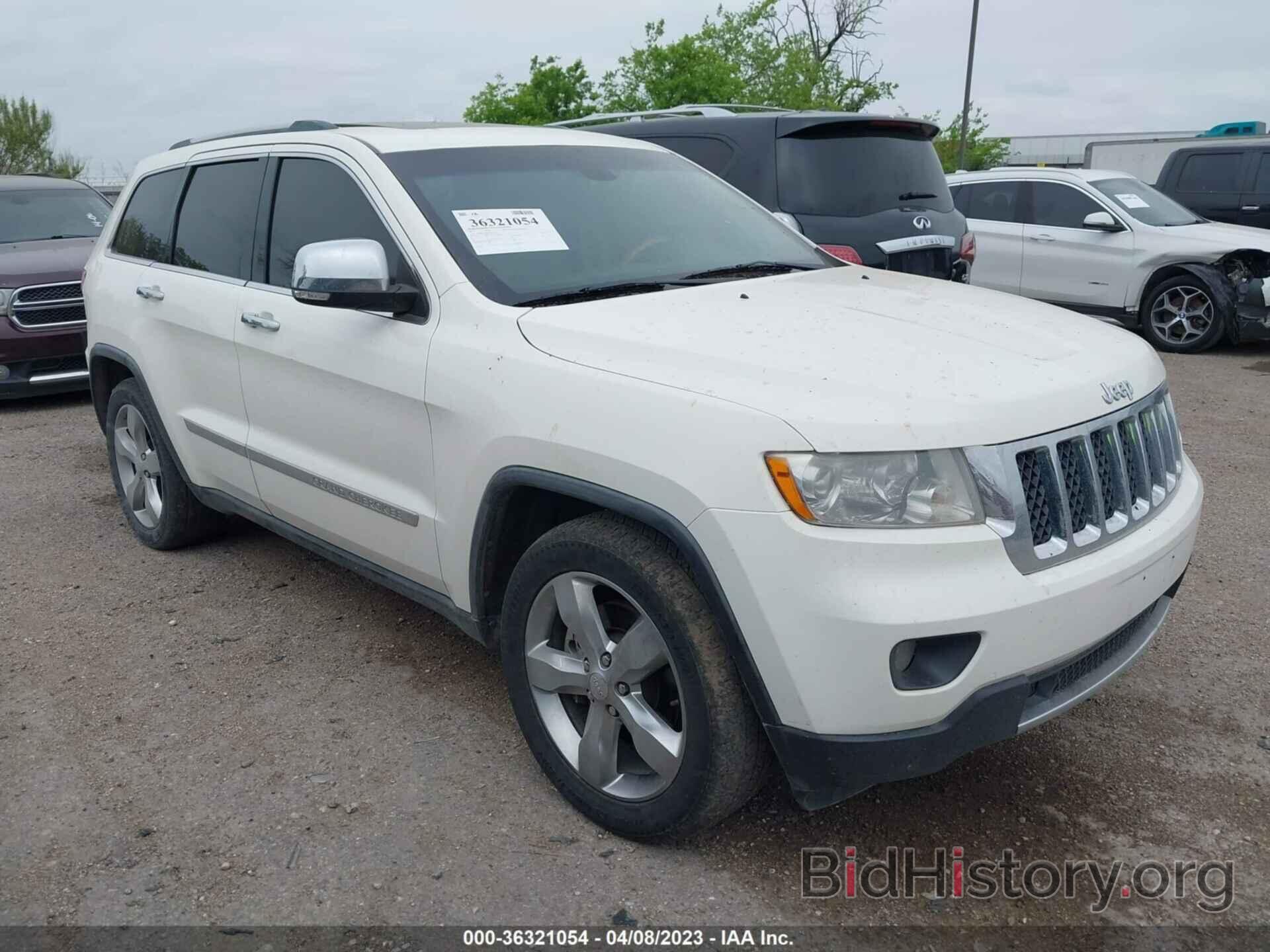 Photo 1J4RR6GTXBC713371 - JEEP GRAND CHEROKEE 2011