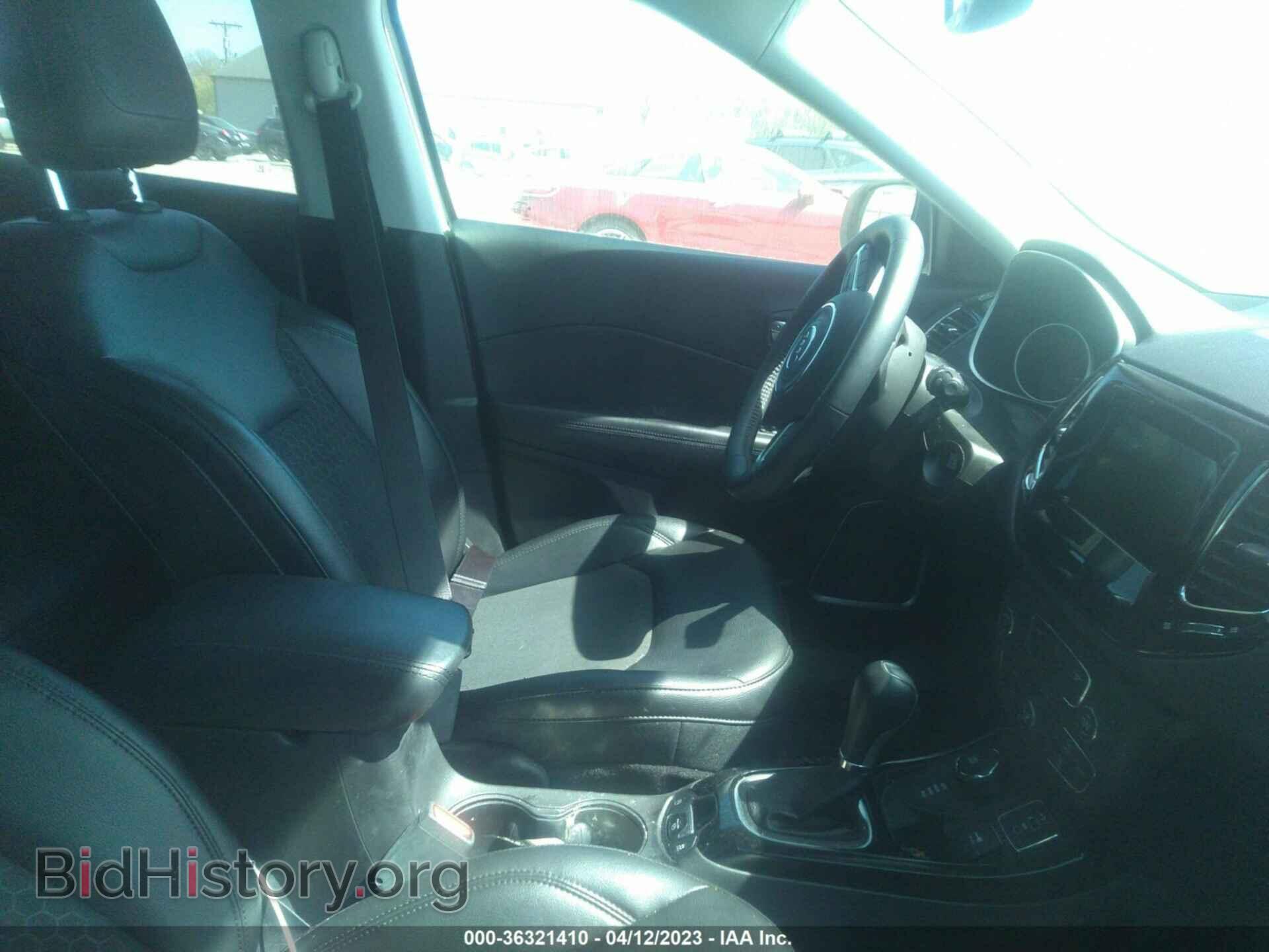 2019 JEEP COMPASS - VIN: 3C4NJDBB5KT621135 - Photo 5
