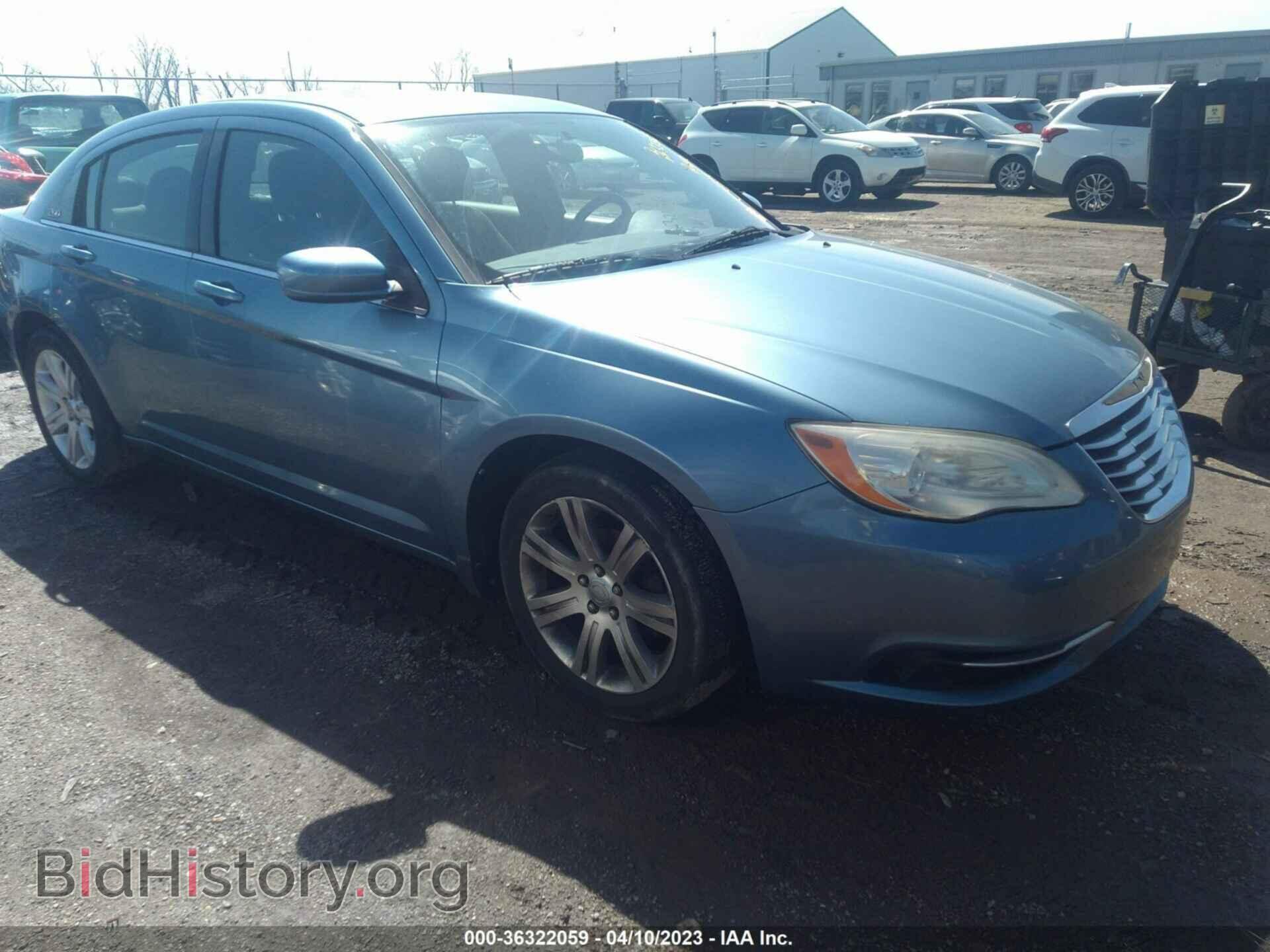 Photo 1C3BC1FB1BN570176 - CHRYSLER 200 2011