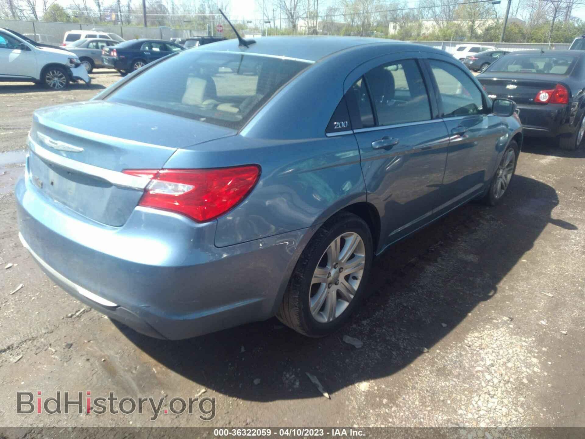 2011 CHRYSLER 200 - VIN: 1C3BC1FB1BN570176 - Фото 4