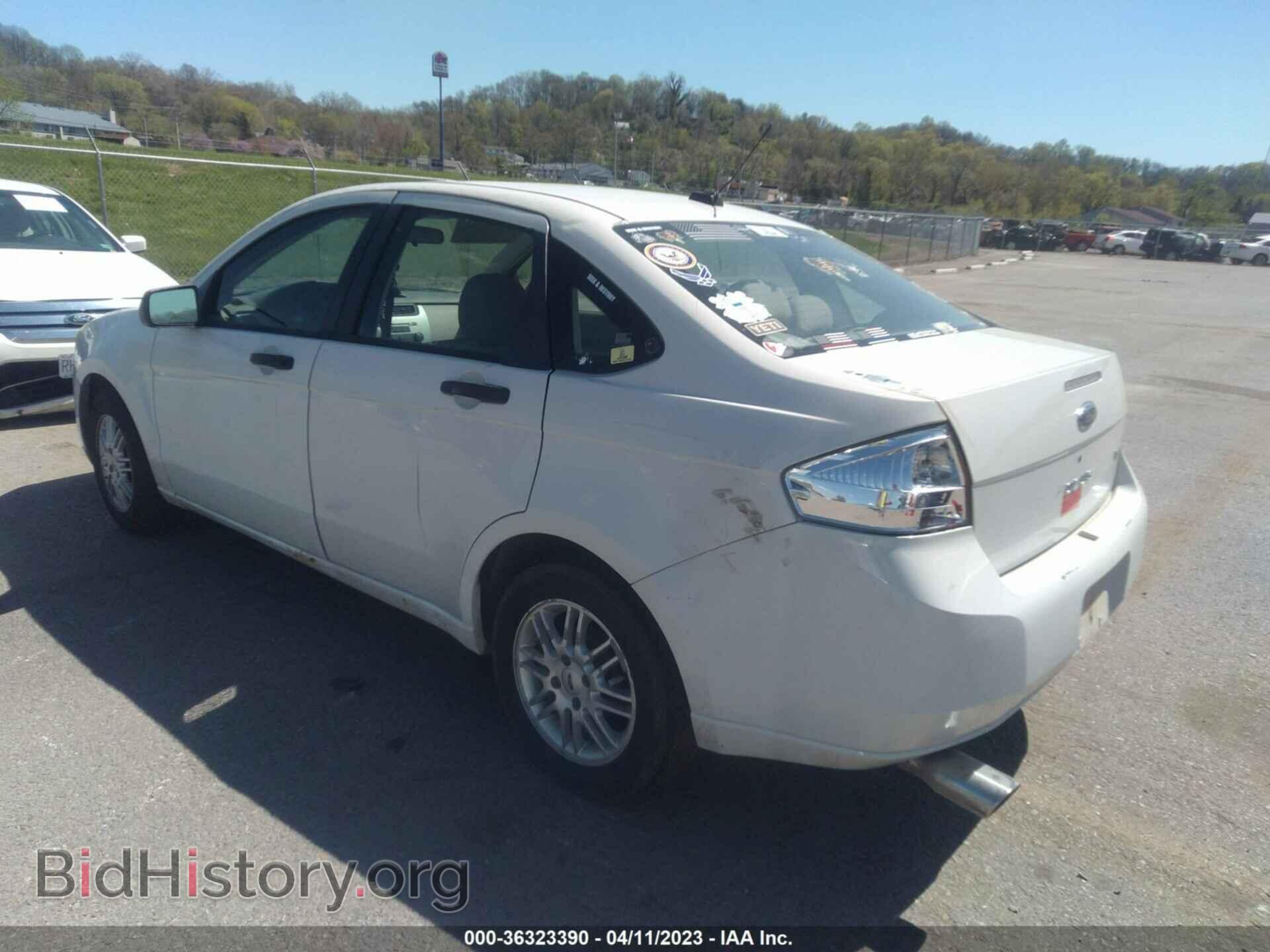 2009 FORD FOCUS - VIN: 1FAHP35N49W210461 - Фото 3
