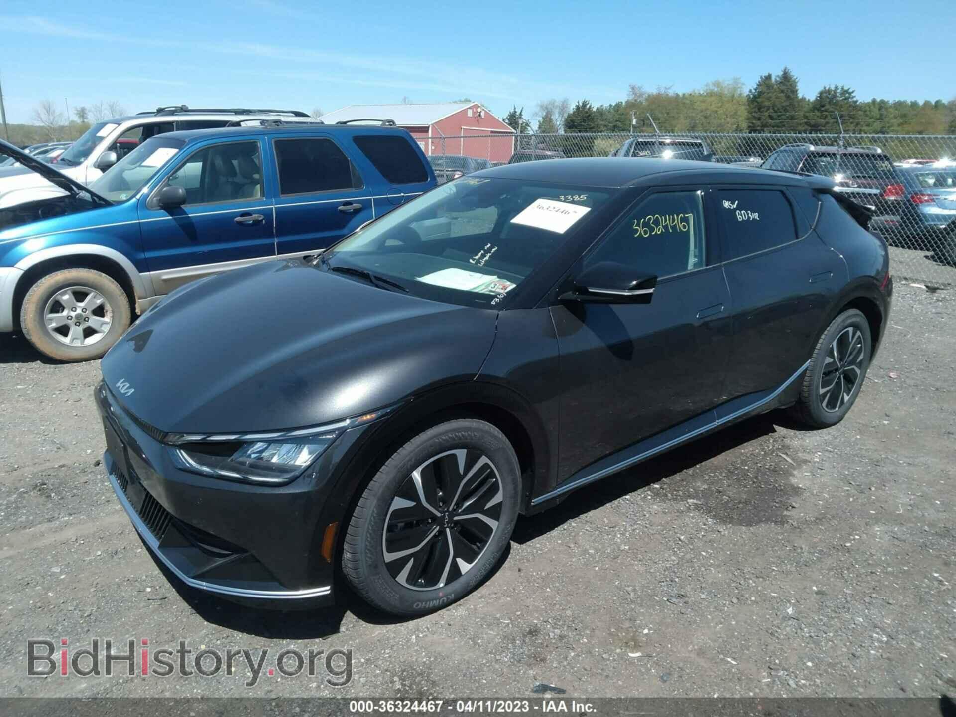 2023 KIA EV6 - VIN: KNDC34LA2P5602475 - Фото 2