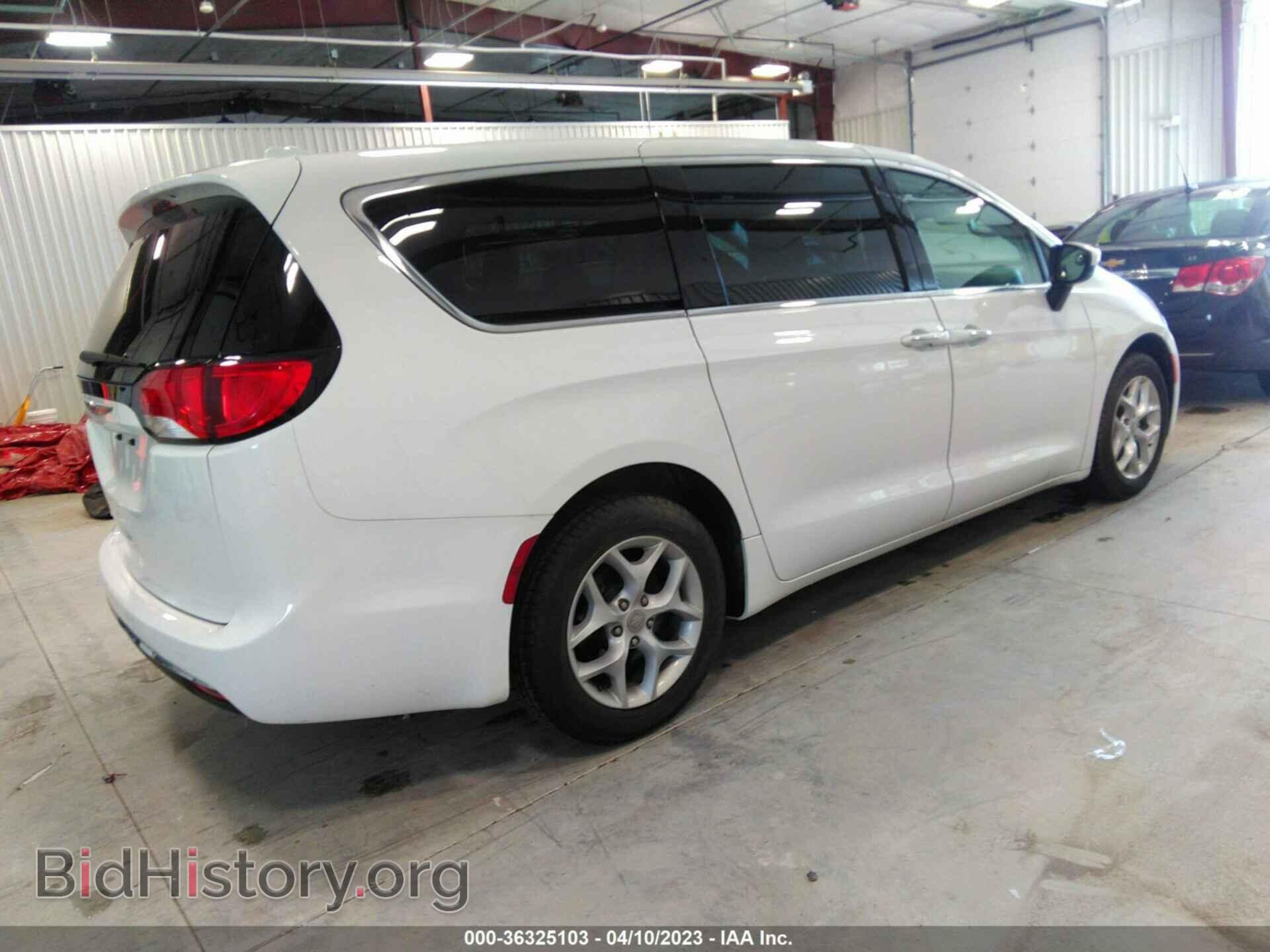 2017 CHRYSLER PACIFICA - VIN: 2C4RC1BG1HR796029 - Photo 4