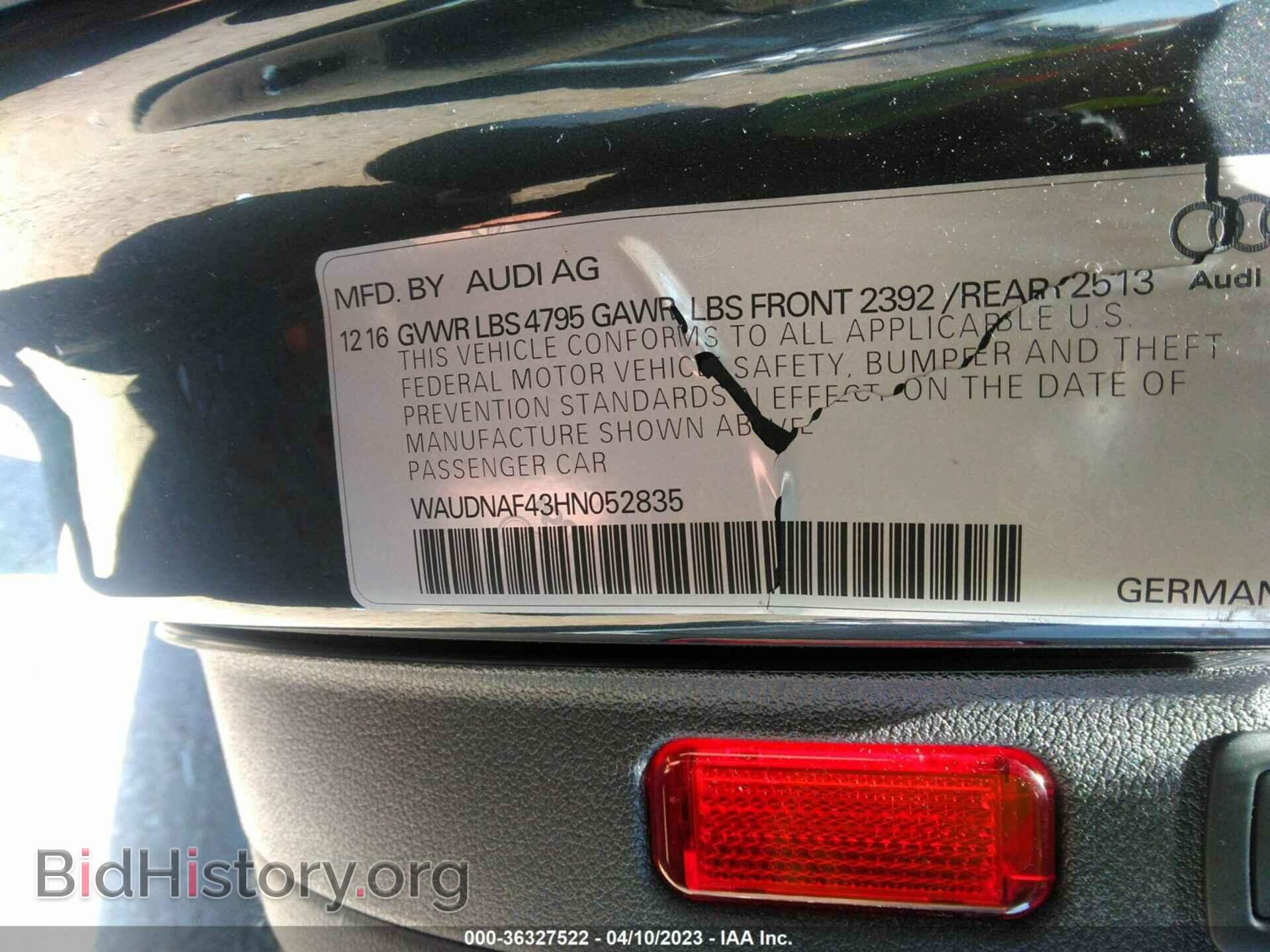 2017 AUDI A4 - VIN: WAUDNAF43HN052835 - Фото 9