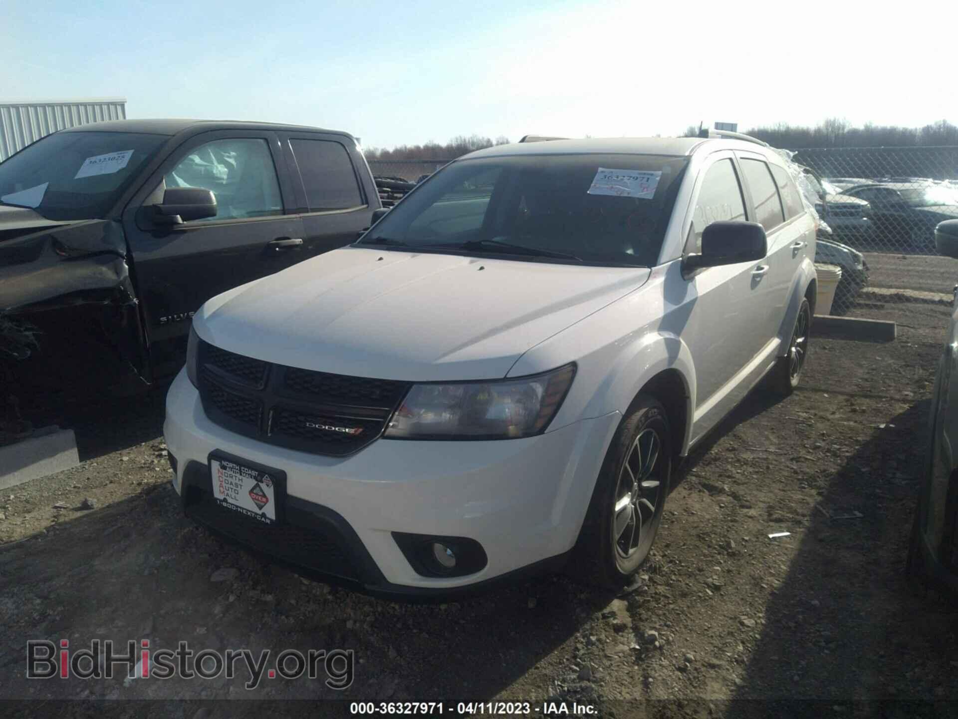 2019 DODGE JOURNEY - VIN: 3C4PDCBBXKT738106 - Фото 2