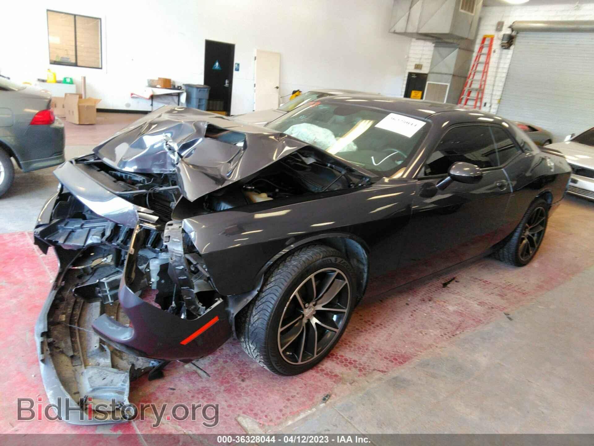 2018 DODGE CHALLENGER - VIN: 2C3CDZAG2JH231842 - Фото 2