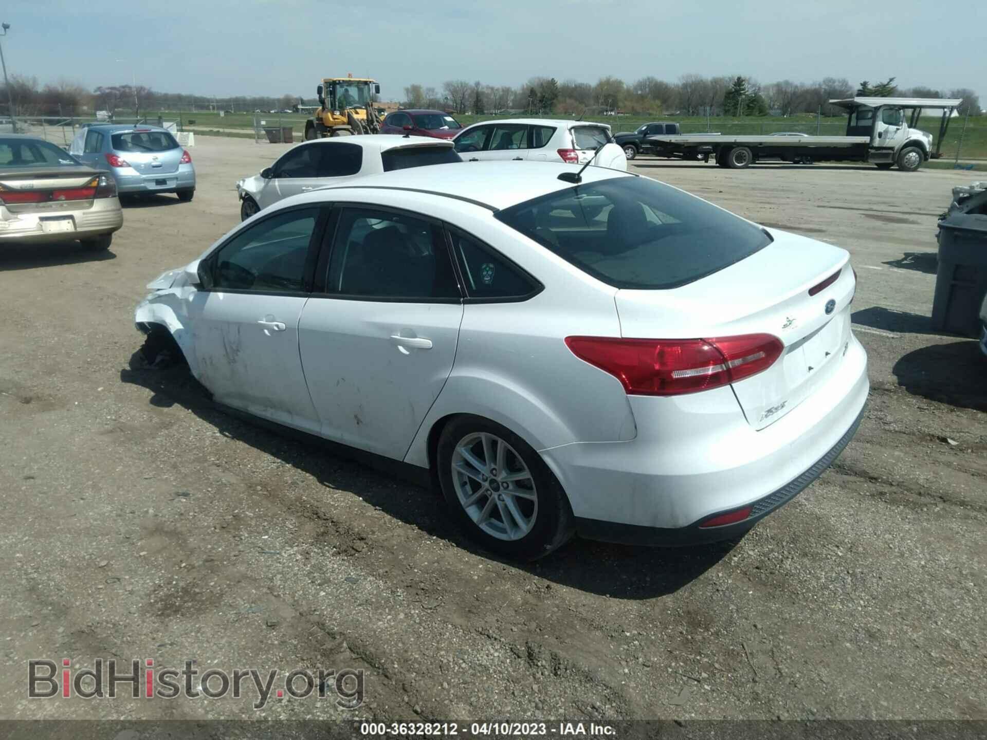 2018 FORD FOCUS - VIN: 1FADP3FE2JL285663 - Фото 3