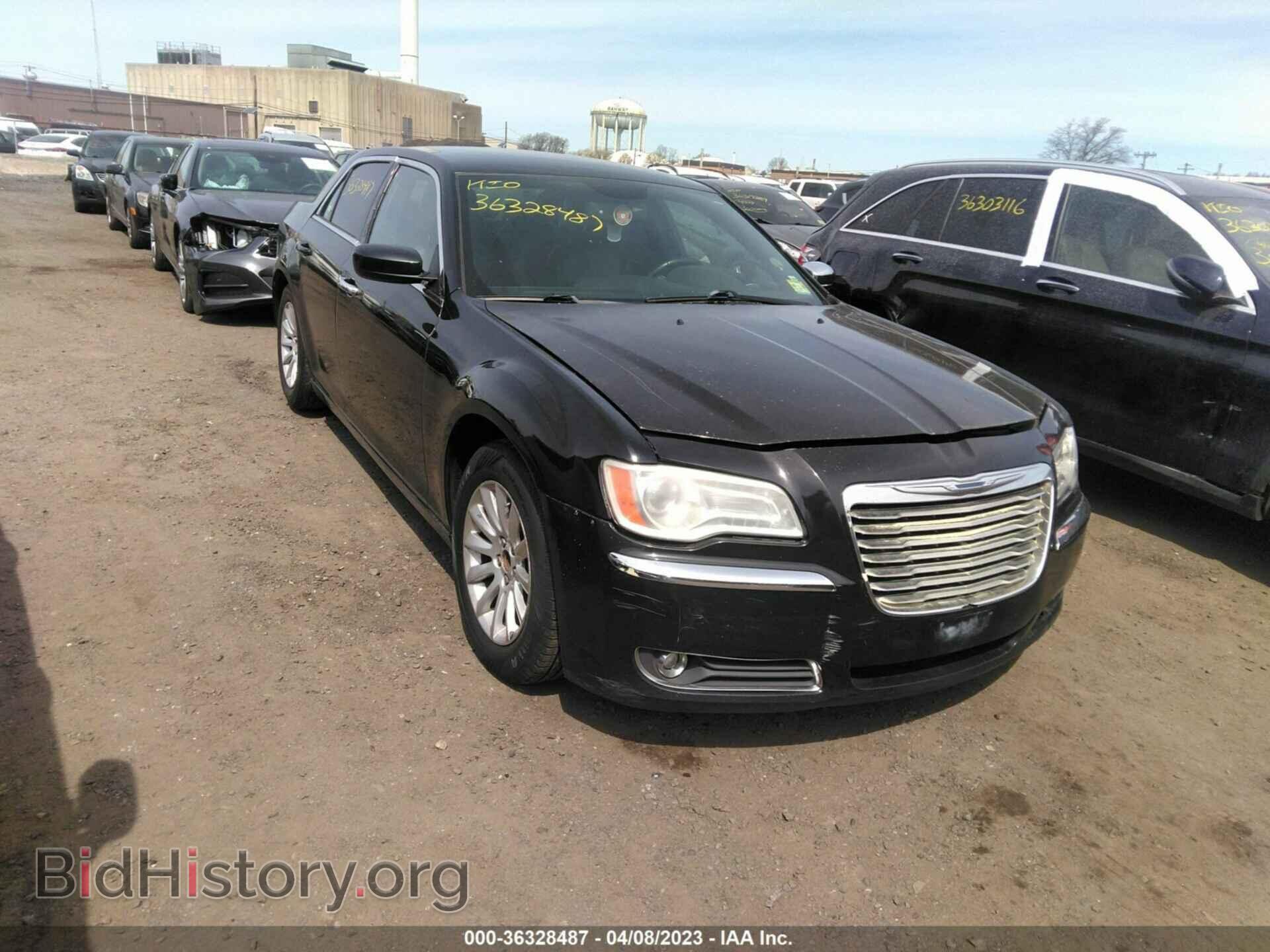 Фотография 2C3CCAAG9EH264881 - CHRYSLER 300 2014