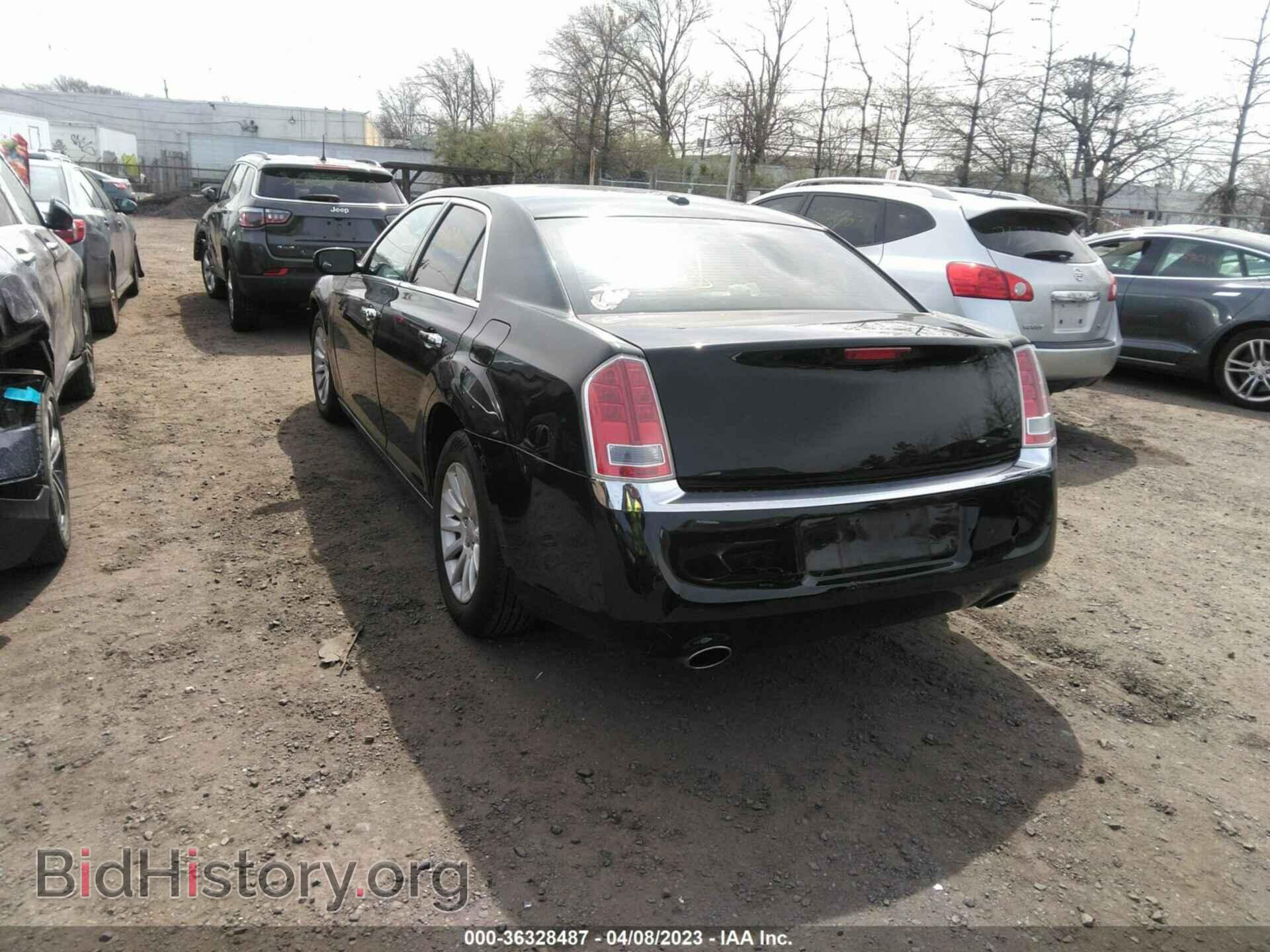 2014 CHRYSLER 300 - VIN: 2C3CCAAG9EH264881 - Фото 3