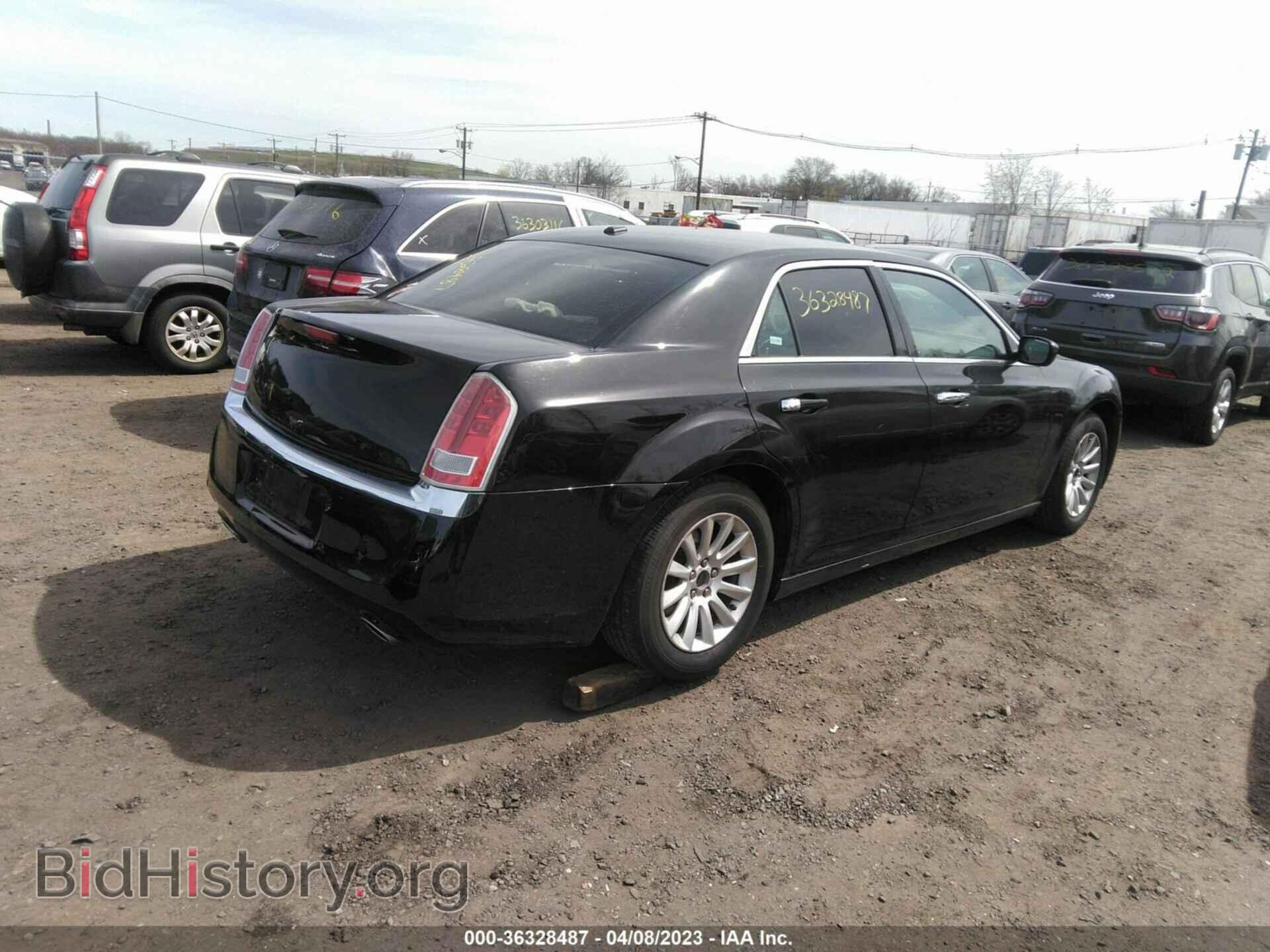 2014 CHRYSLER 300 - VIN: 2C3CCAAG9EH264881 - Фото 4