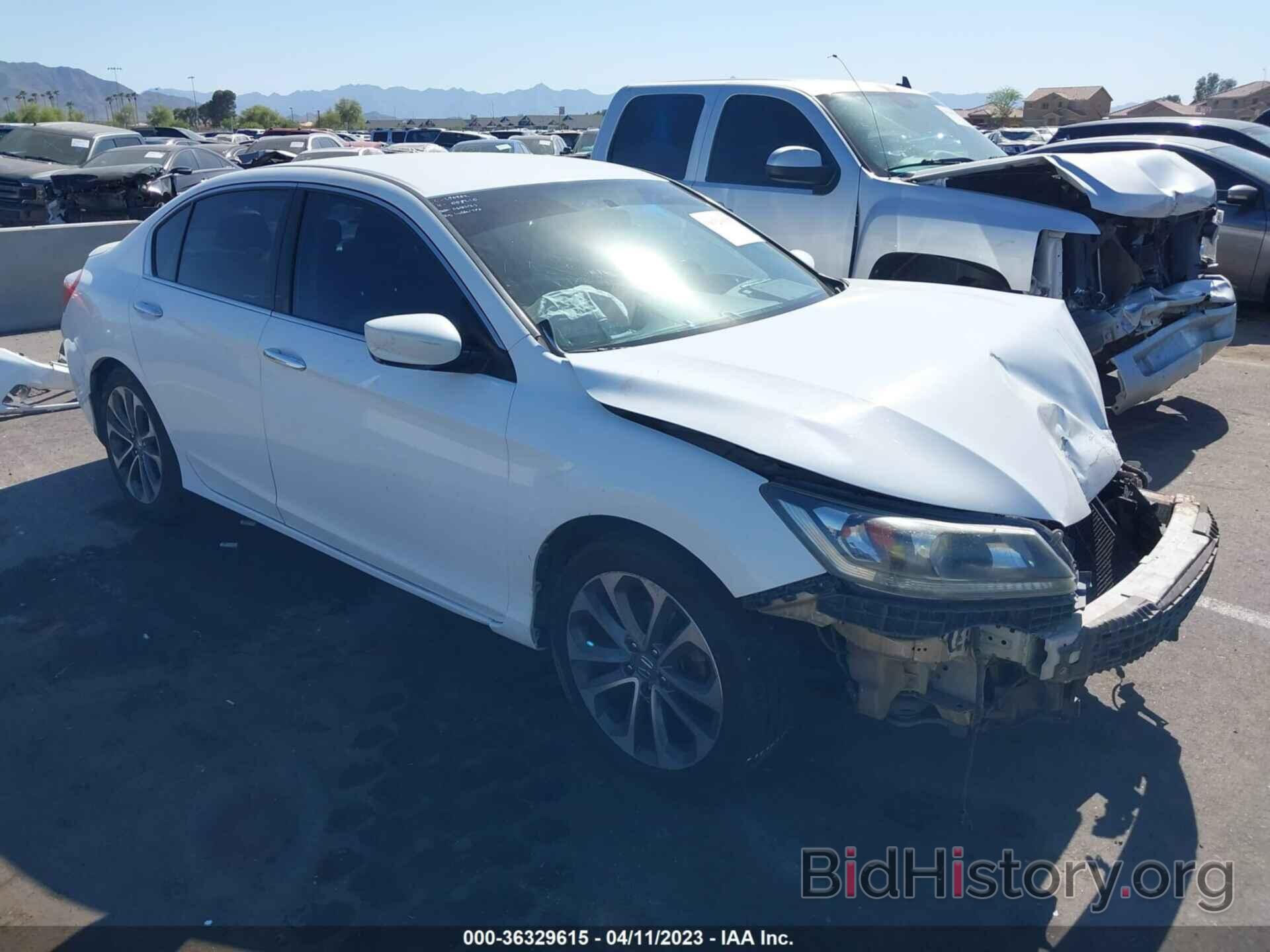 Photo 1HGCR2F58FA008210 - HONDA ACCORD SEDAN 2015