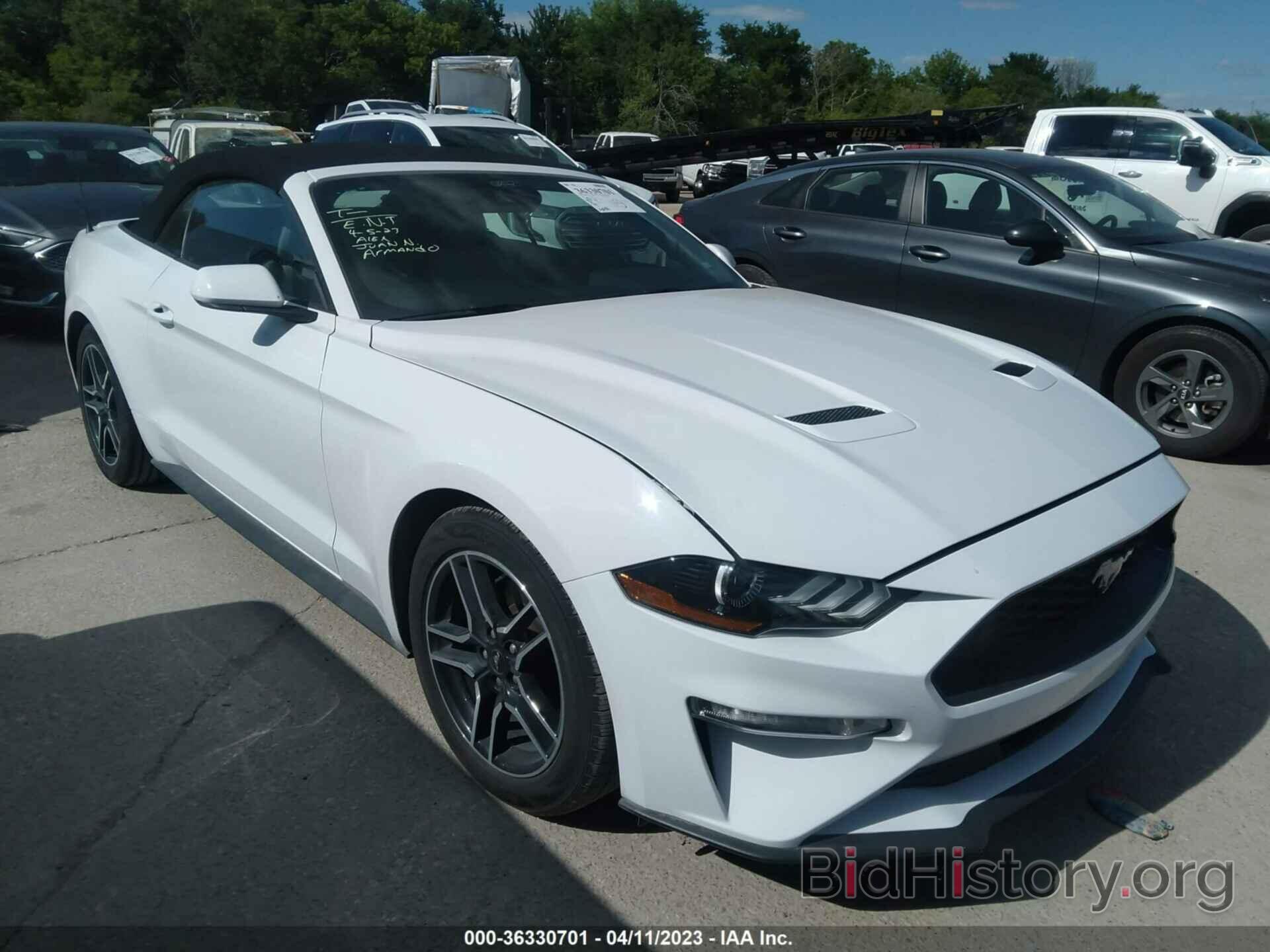 Photo 1FATP8UH9M5102810 - FORD MUSTANG 2021
