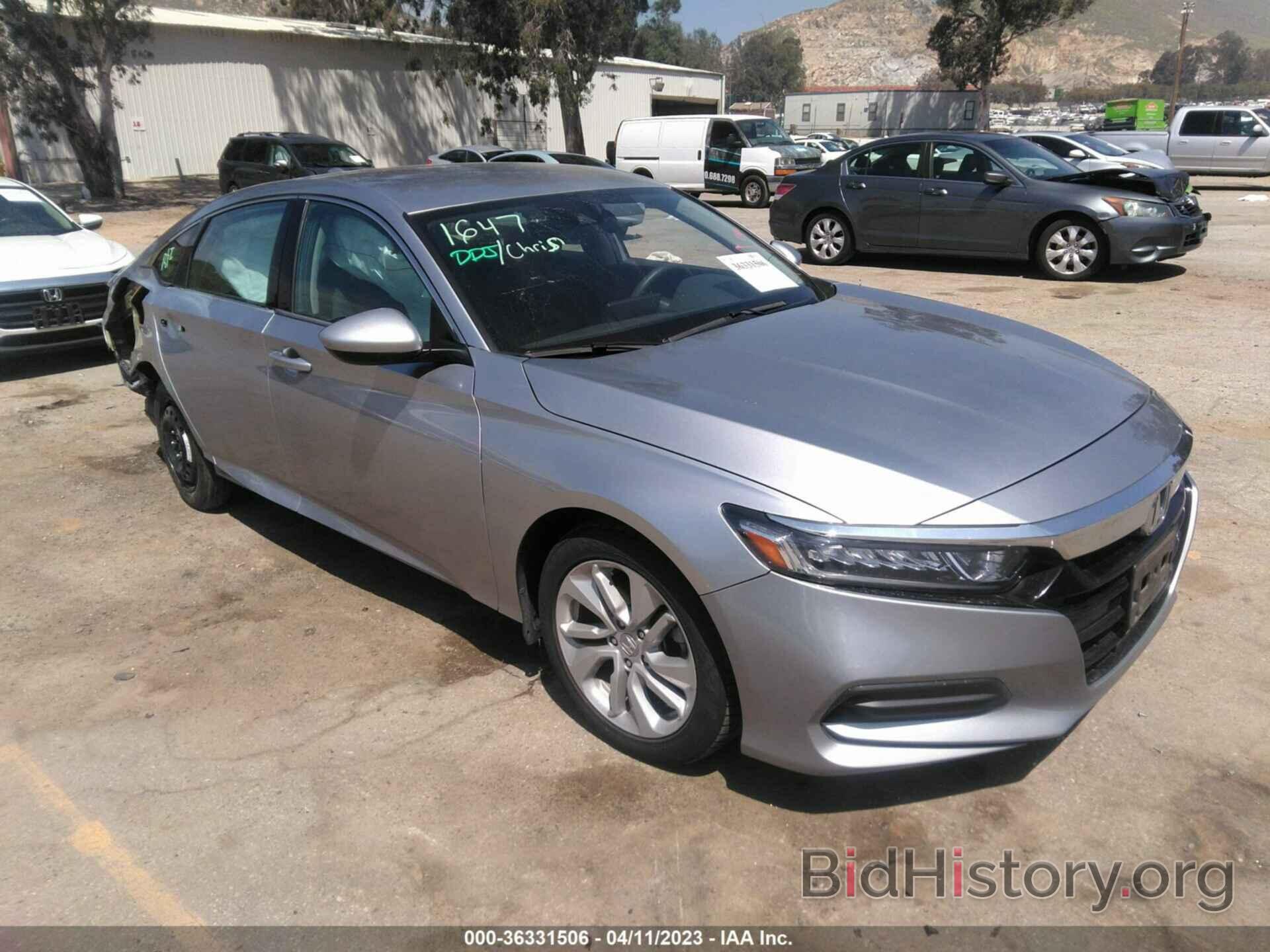 Photo 1HGCV1F17KA081226 - HONDA ACCORD SEDAN 2019