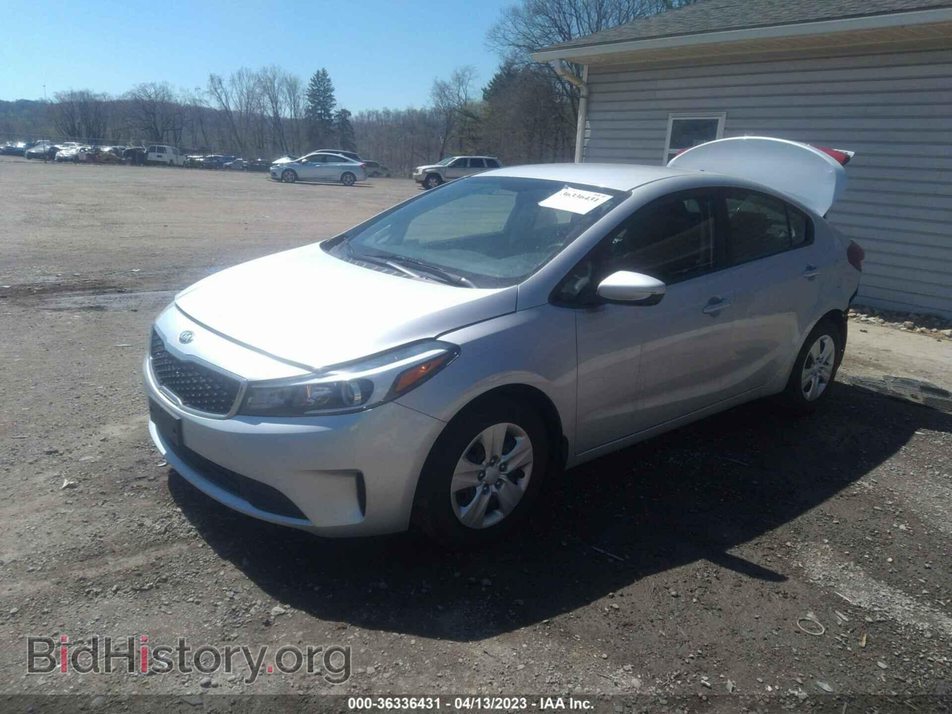 2018 KIA FORTE - VIN: 3KPFK4A76JE205256 - Фото 2