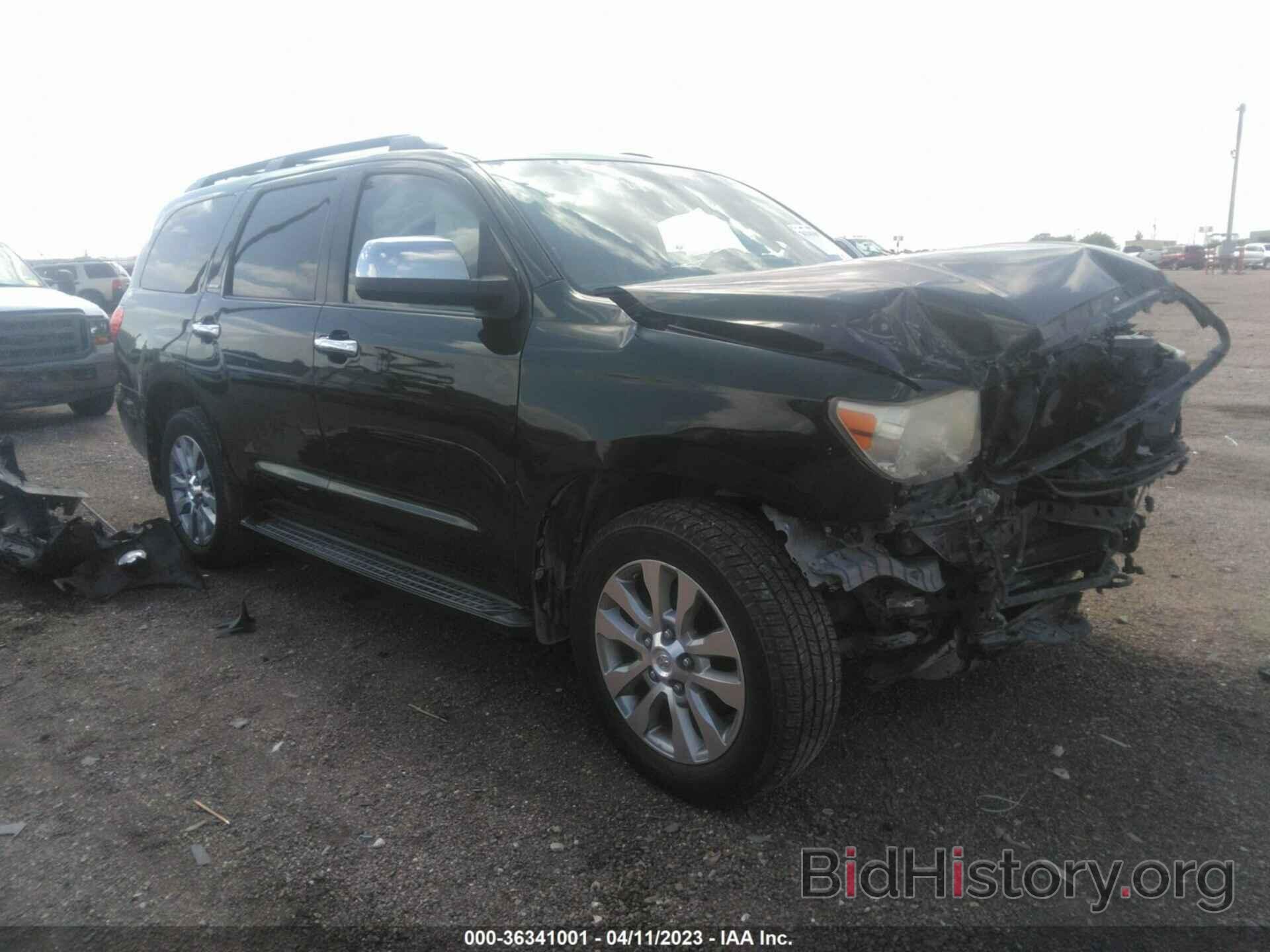 Photo 5TDKY5G11AS027932 - TOYOTA SEQUOIA 2010