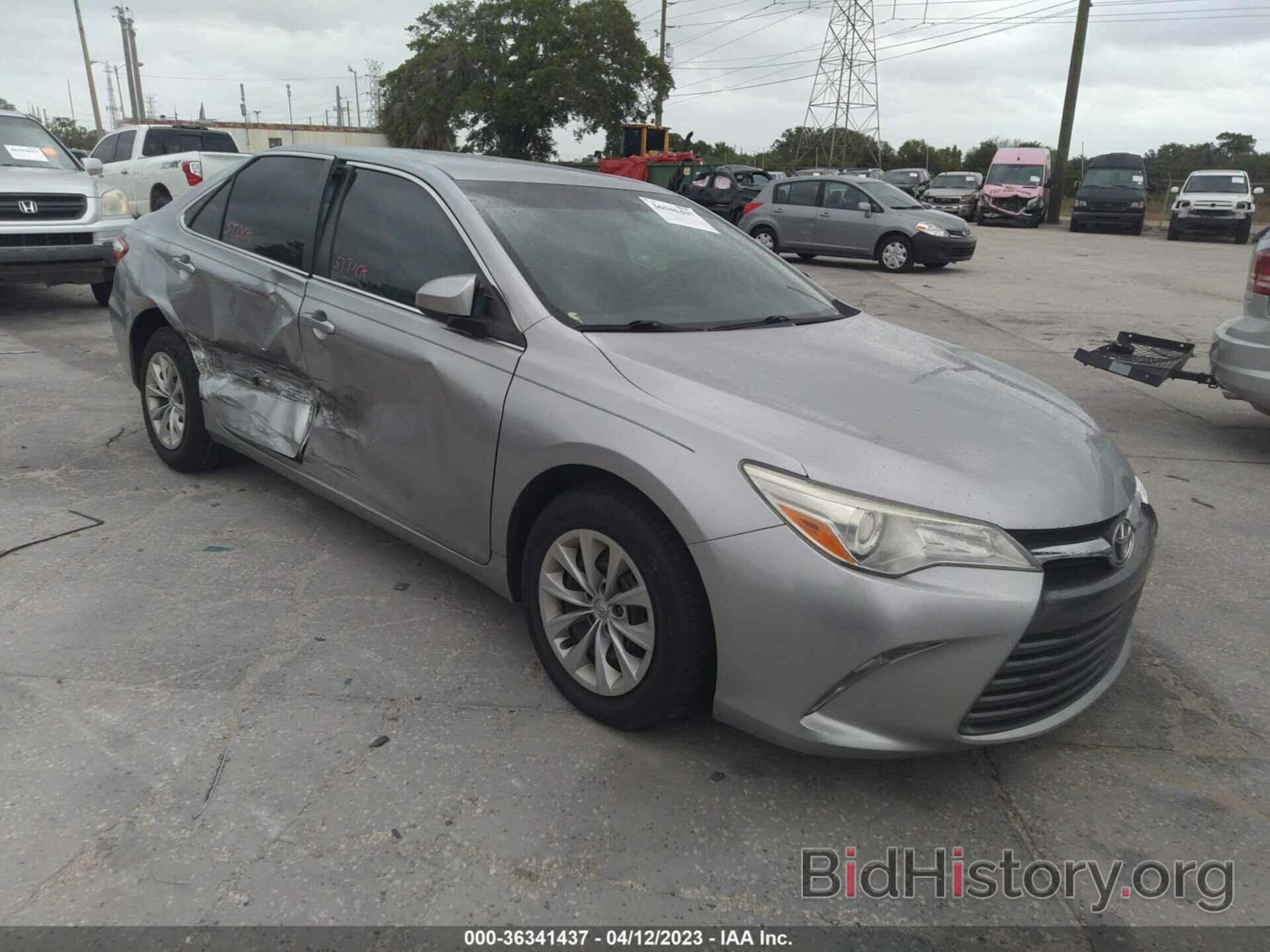 Photo 4T4BF1FK1FR466142 - TOYOTA CAMRY 2015