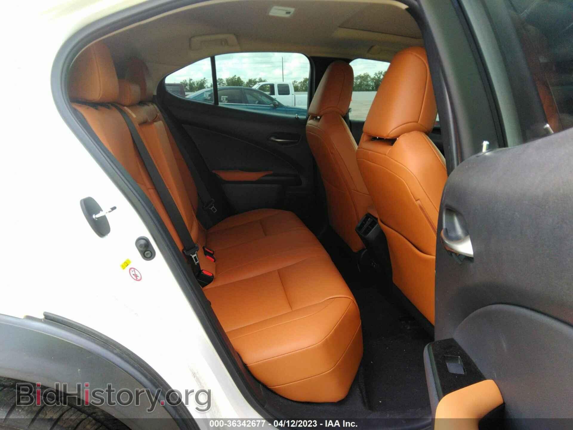 2019 LEXUS UX - VIN: JTHY3JBH5K2015537 - Фото 8