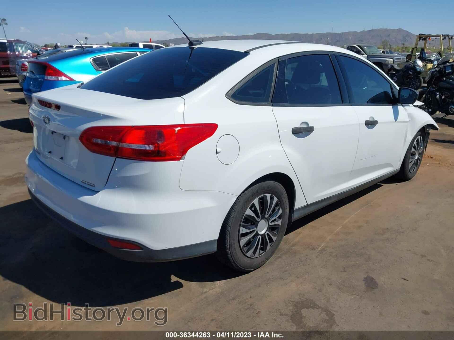 2016 FORD FOCUS - VIN: 1FADP3E2XGL392377 - Photo 4