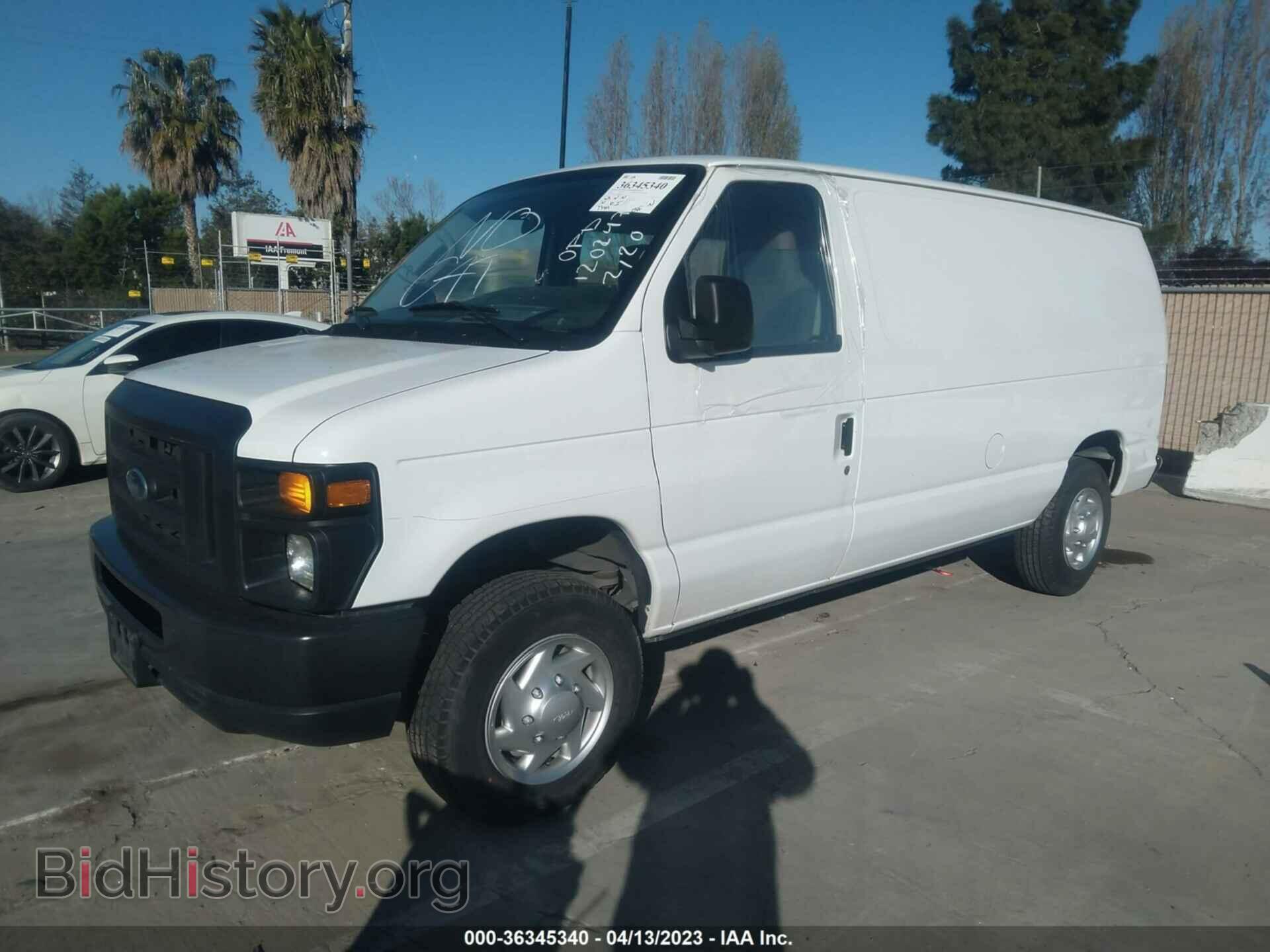 2011 FORD ECONOLINE CARGO VAN - VIN: 1FTNE1EW1BDB04440 - Фото 2