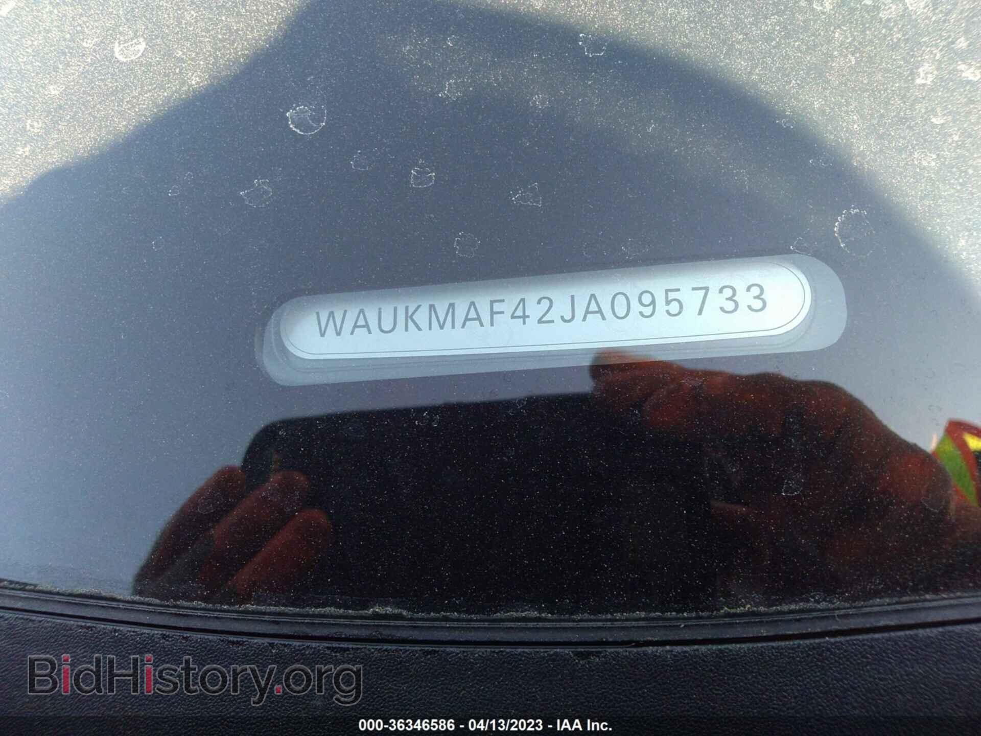 2018 AUDI A4 - VIN: WAUKMAF42JA095733 - Фото 9