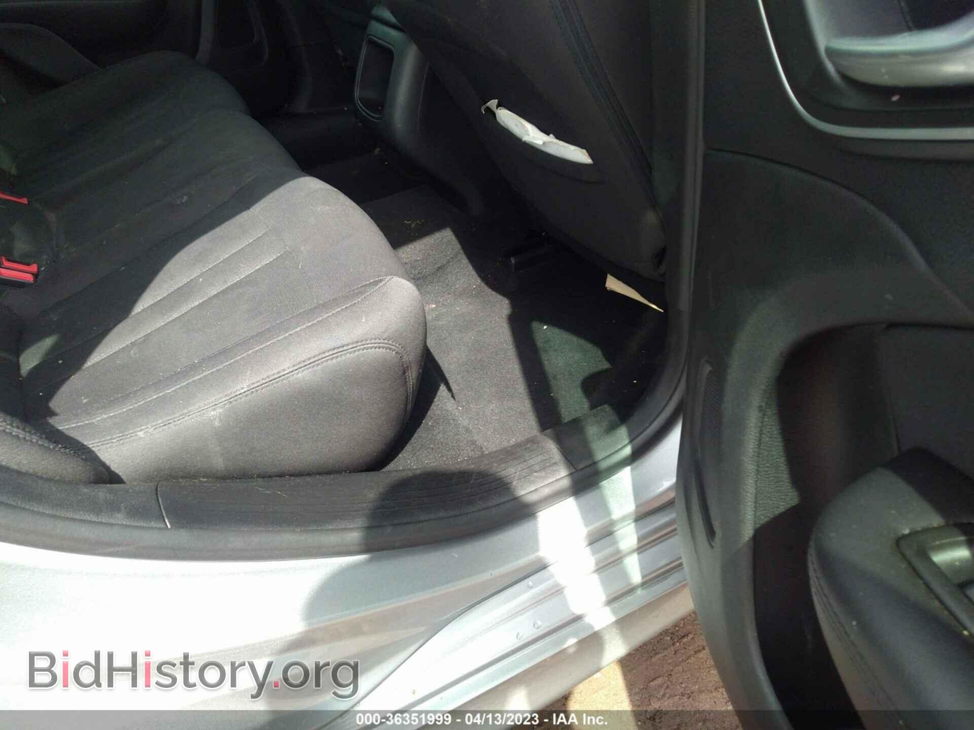 2015 CHRYSLER 200 - VIN: 1C3CCCAB1FN666256 - Фото 8