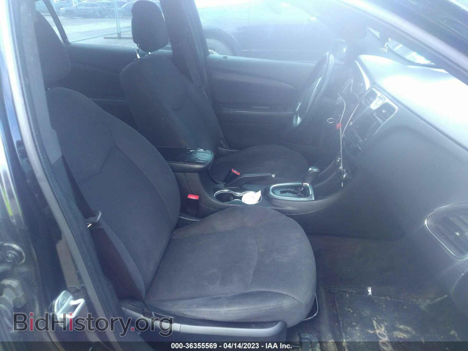 2012 CHRYSLER 200 - VIN: 1C3CCBCB4CN207791 - Фото 5