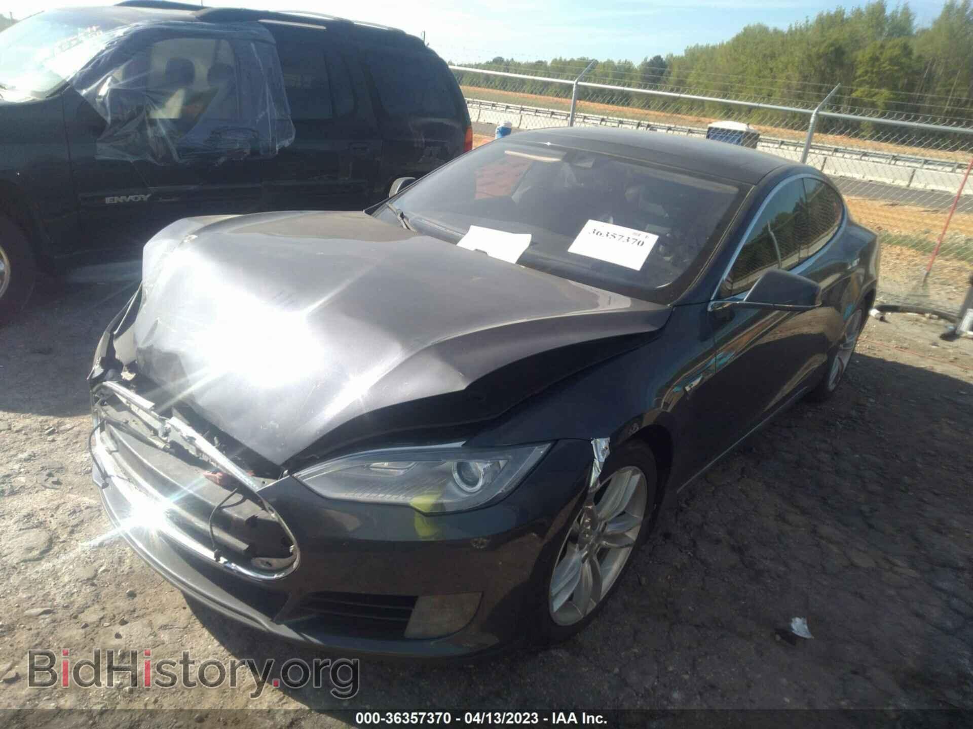 2015 TESLA MODEL S - VIN: 5YJSA1E21FF103069 - Photo 2