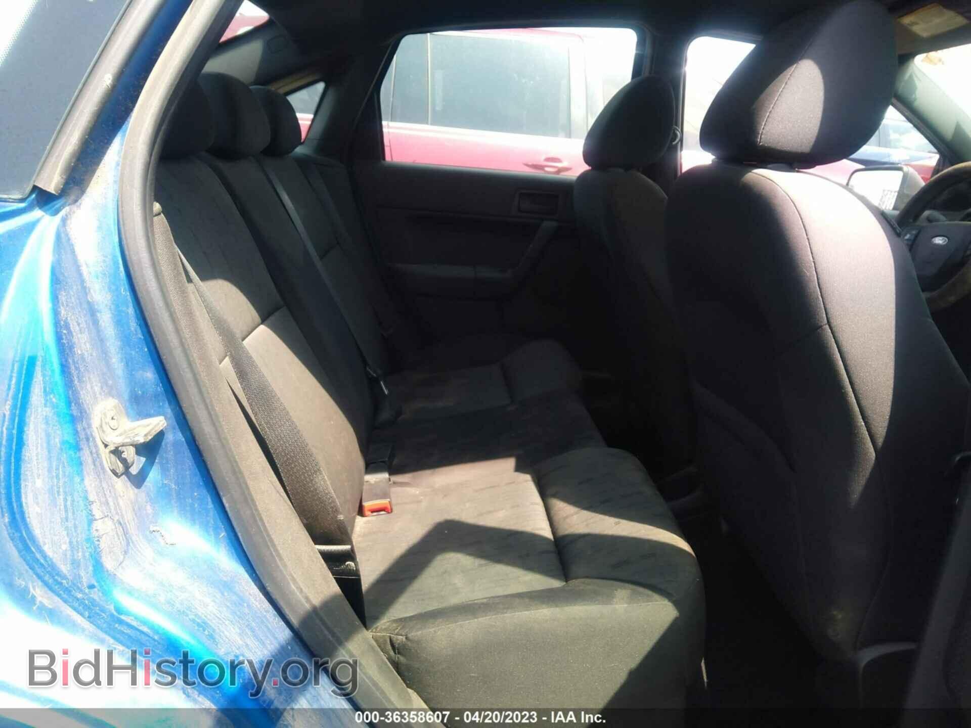 2011 FORD FOCUS - VIN: 1FAHP3FN5BW125200 - Фото 8