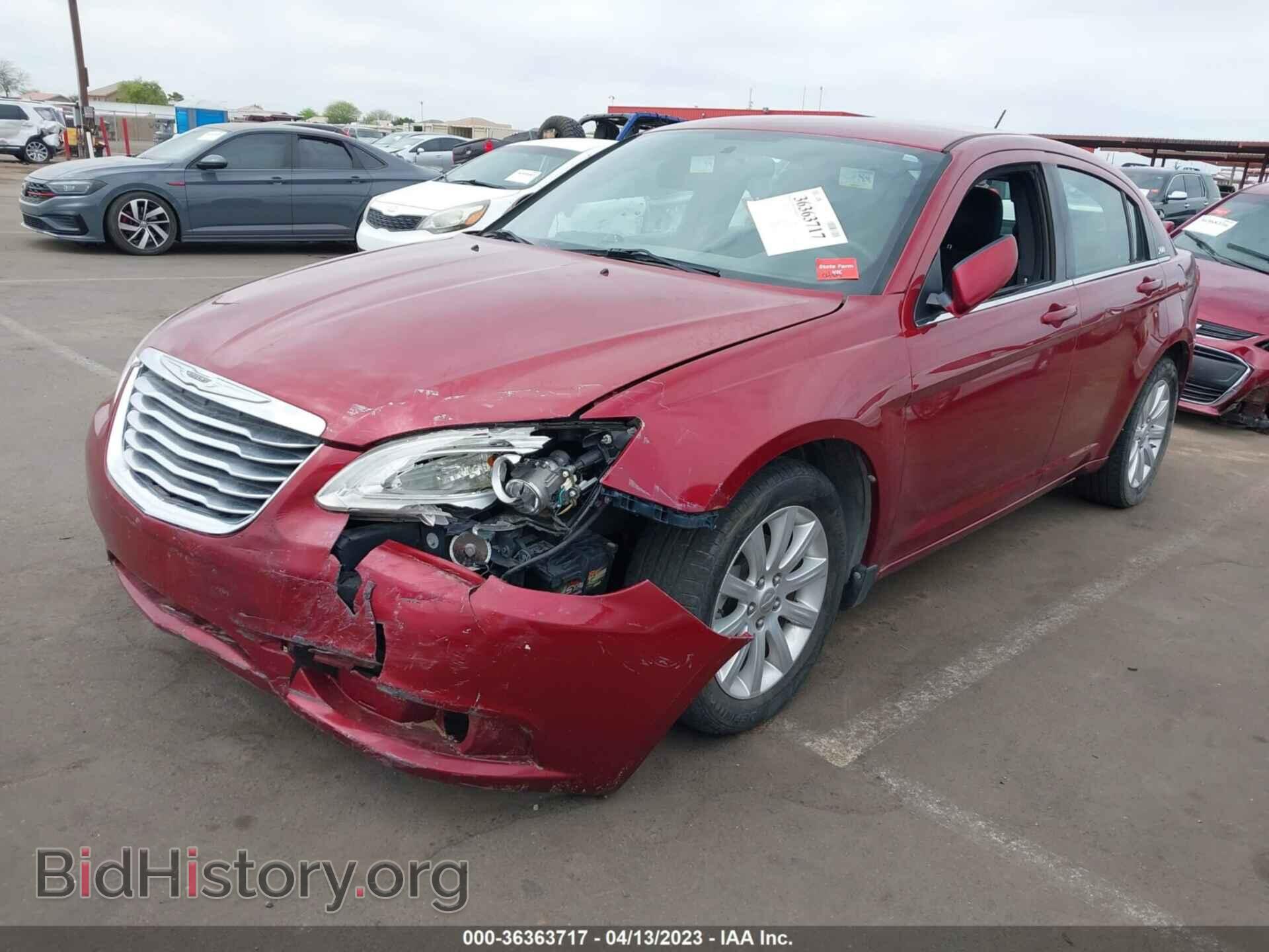 2013 CHRYSLER 200 - VIN: 1C3CCBBG4DN658816 - Photo 2