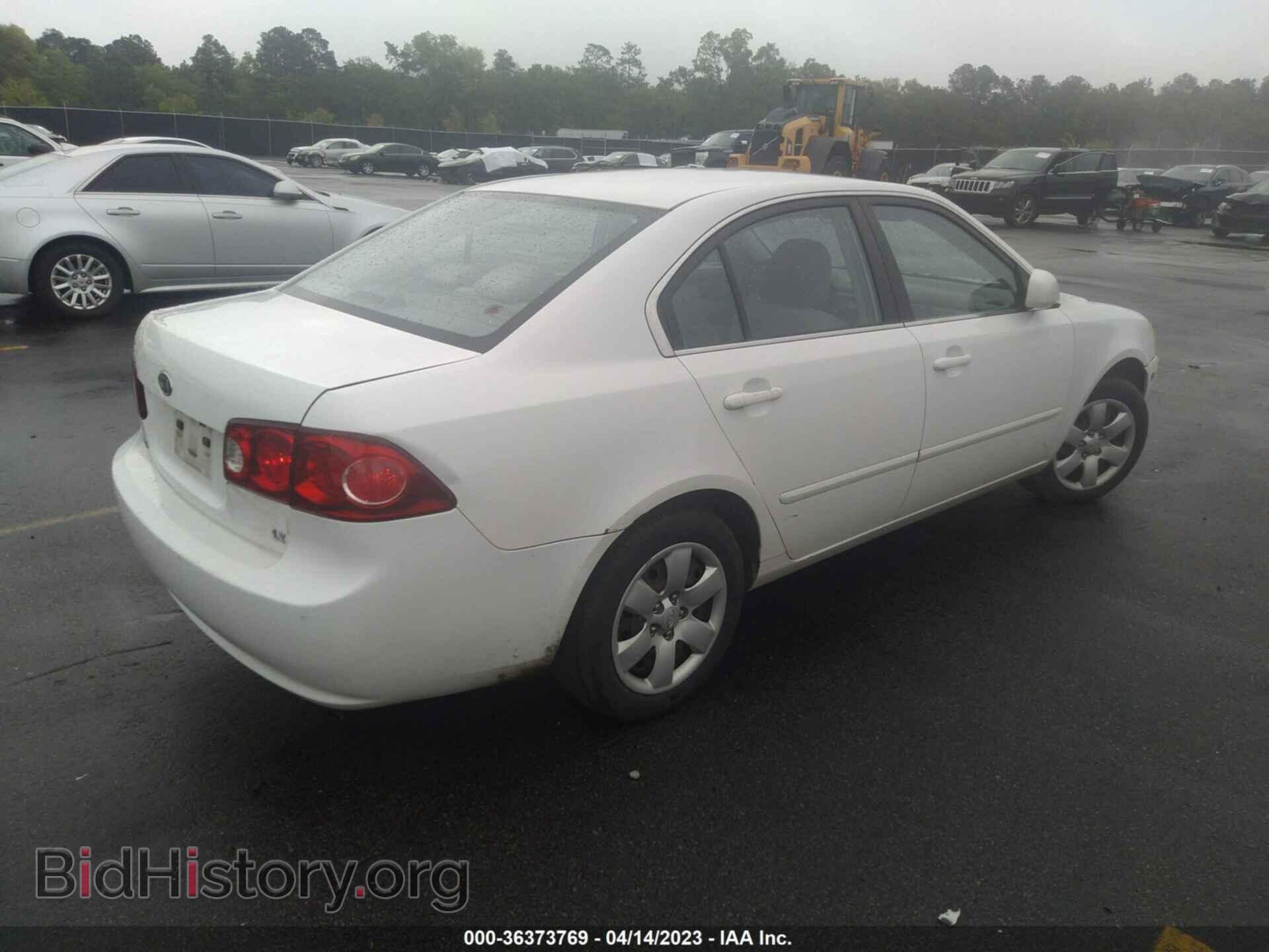 2007 KIA OPTIMA - VIN: KNAGE123075135180 - Фото 4