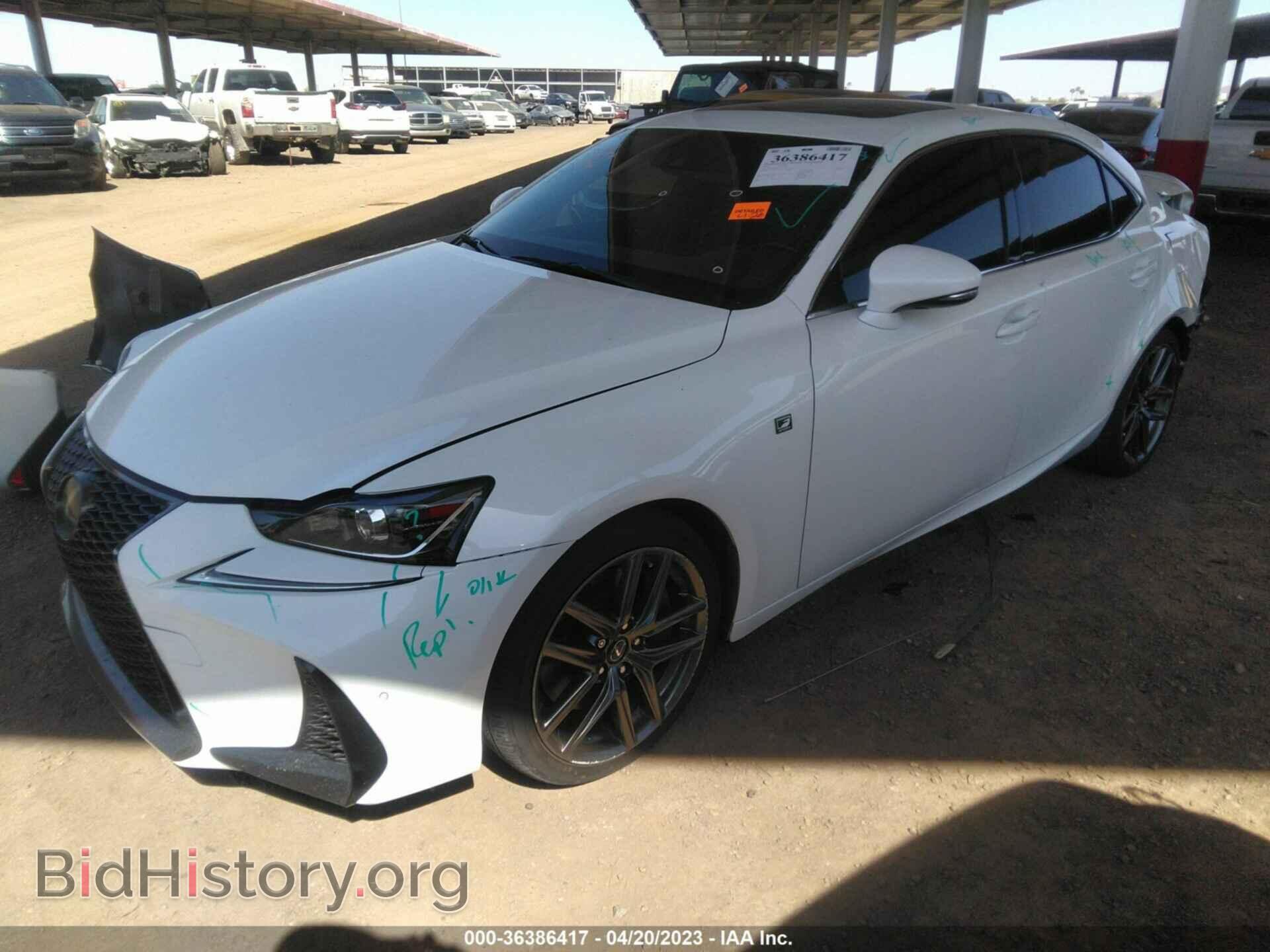 2018 LEXUS IS - VIN: JTHBA1D21J5072075 - Фото 2