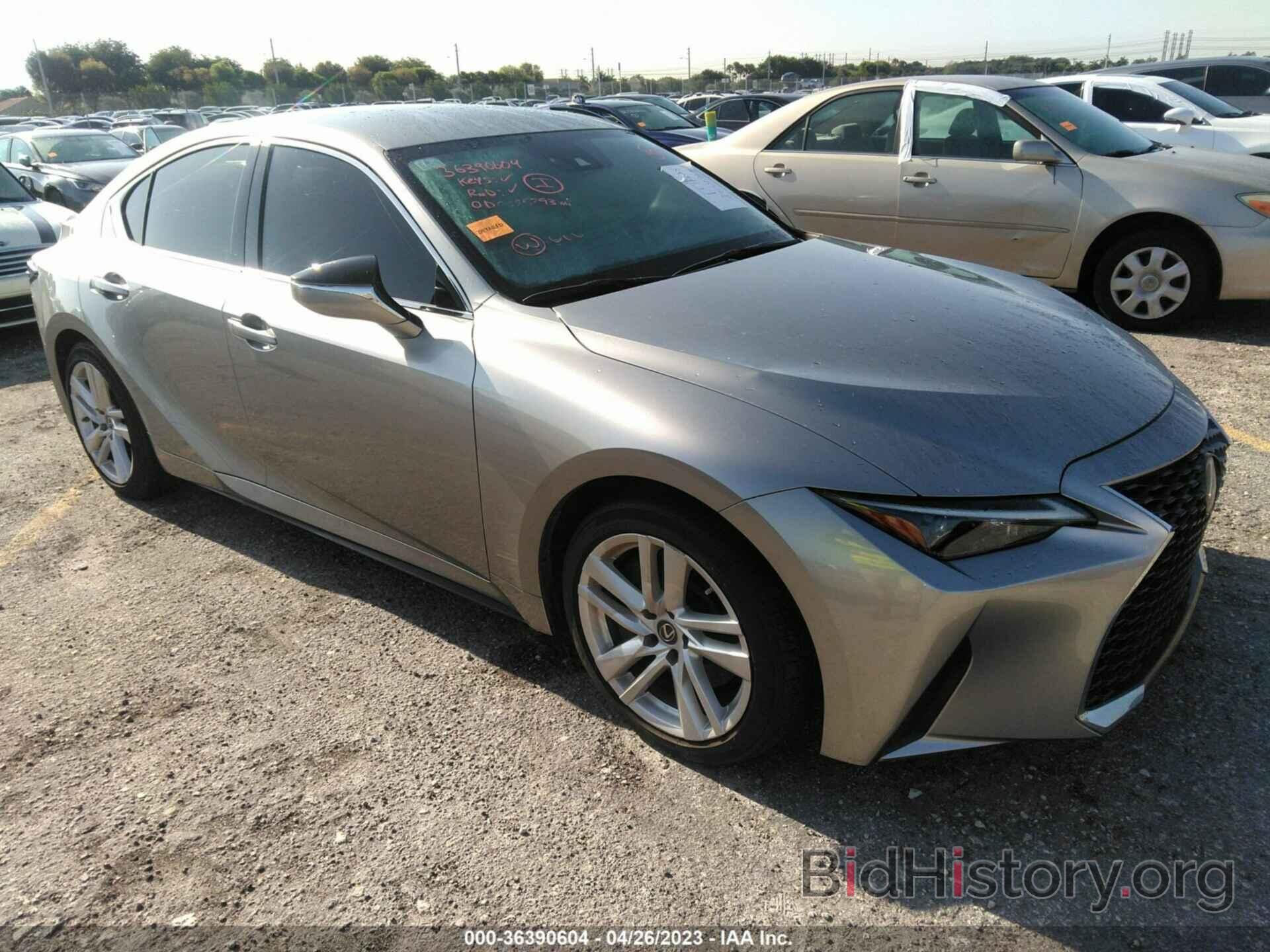 Photo JTHAA1D28M5112572 - LEXUS IS 2021