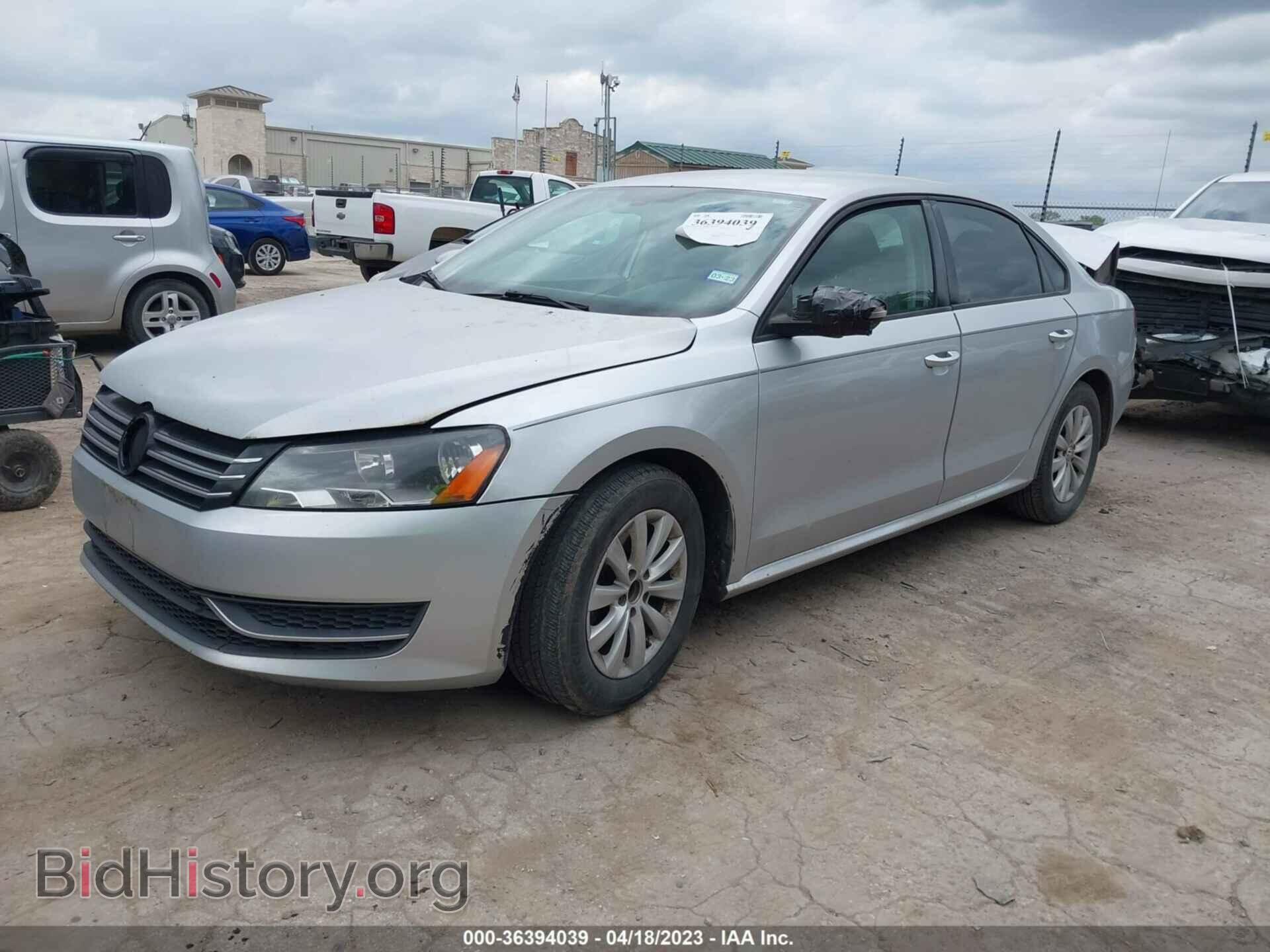 2012 VOLKSWAGEN PASSAT - VIN: 1VWAP7A35CC015367 - Фото 2