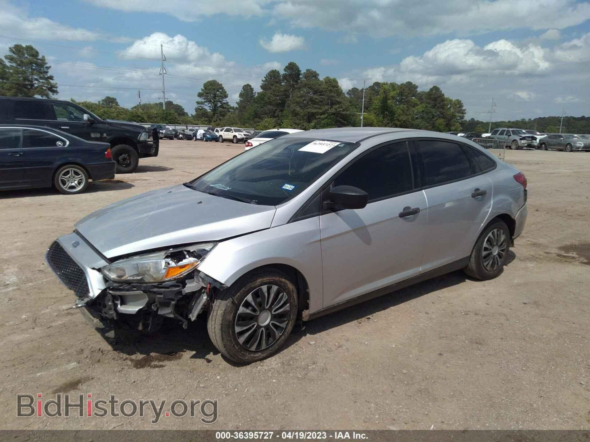 2018 FORD FOCUS - VIN: 1FADP3E27JL204289 - Фото 2